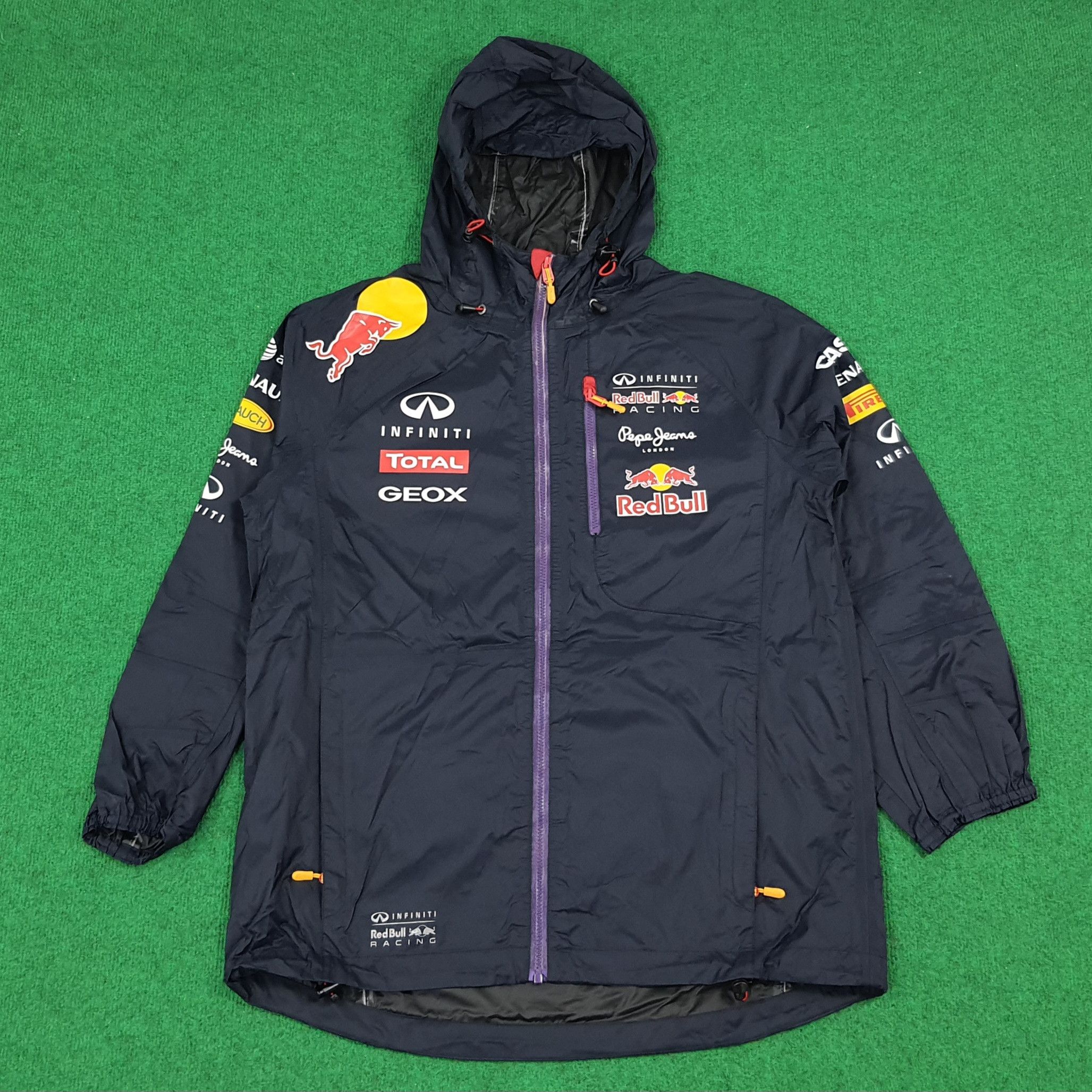 Pepe Jeans × Red Bull × Vintage Vintage Pepe Jeans Red Bull Rain Coat Hoodie Jacket Size US L / EU 52-54 / 3 - 3 Thumbnail
