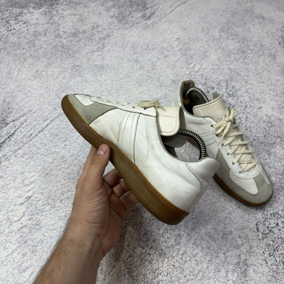 Vintage Vintage GATs BW Sport Low Tops 24.5cm US8.5 UK5.5 Size US 8 / IT 38 - 5 Thumbnail