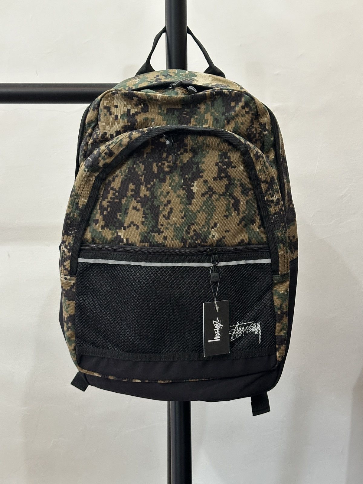 Stussy Stussy Digi Camo Backpack Size ONE SIZE - 1 Thumbnail