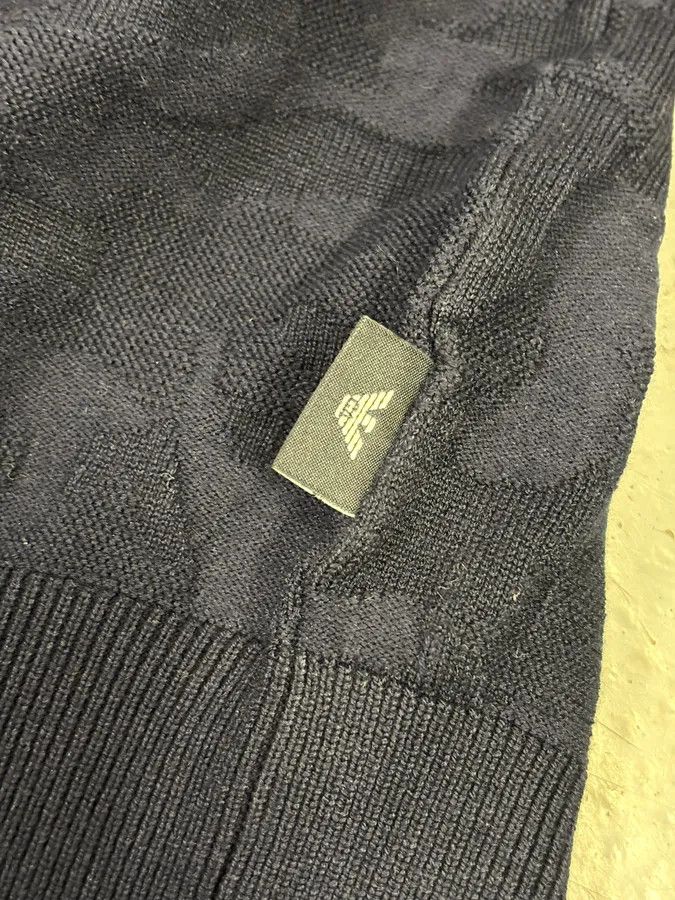 Emporio Armani AW2019 Emporio Armani Navy Camo Textured Sweater Size US M / EU 48-50 / 2 - 9 Thumbnail