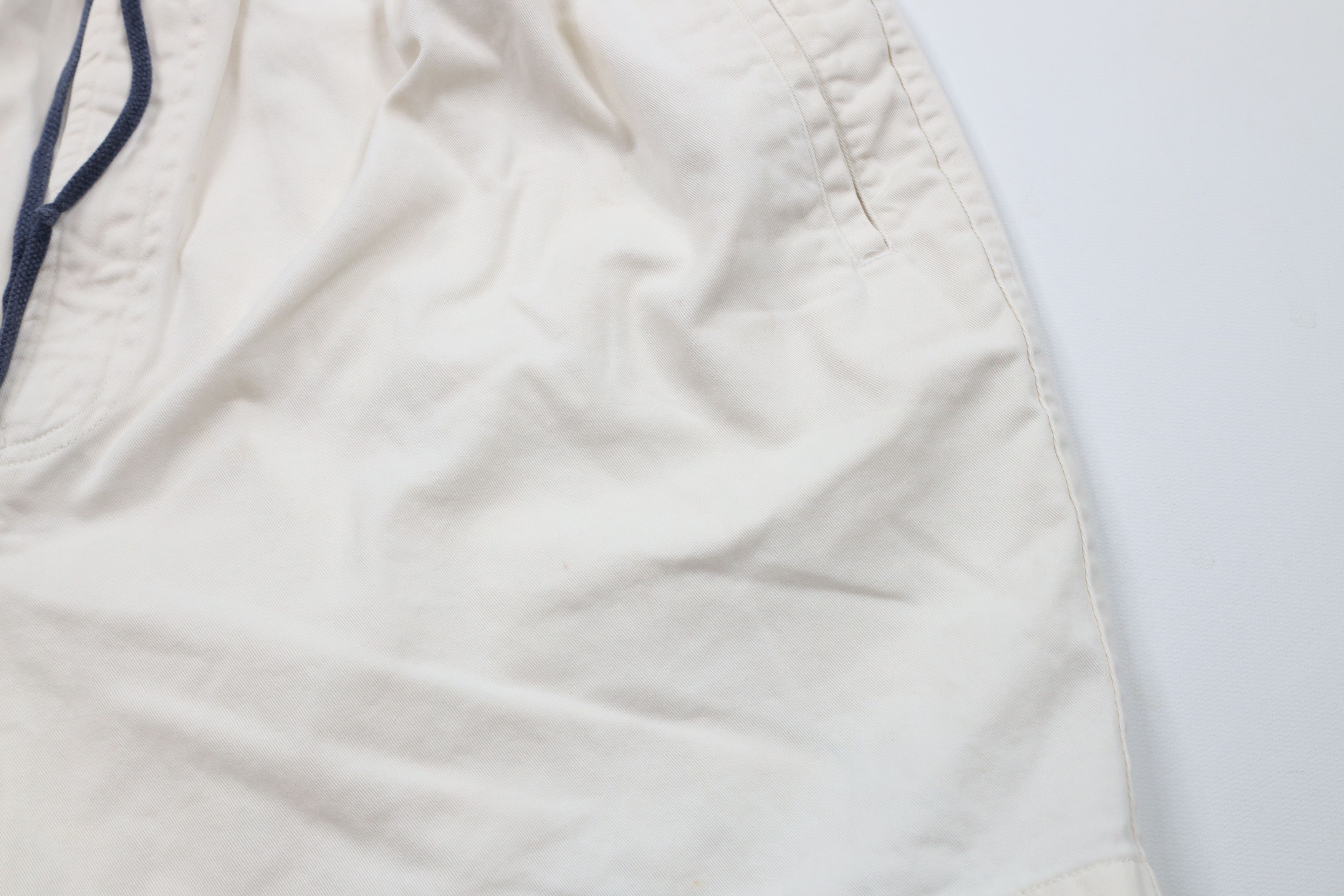 Nautica × Vintage Vintage 90s Nautica Spell Out Above Knee Shorts Cream Size US 34 / EU 50 - 5 Thumbnail