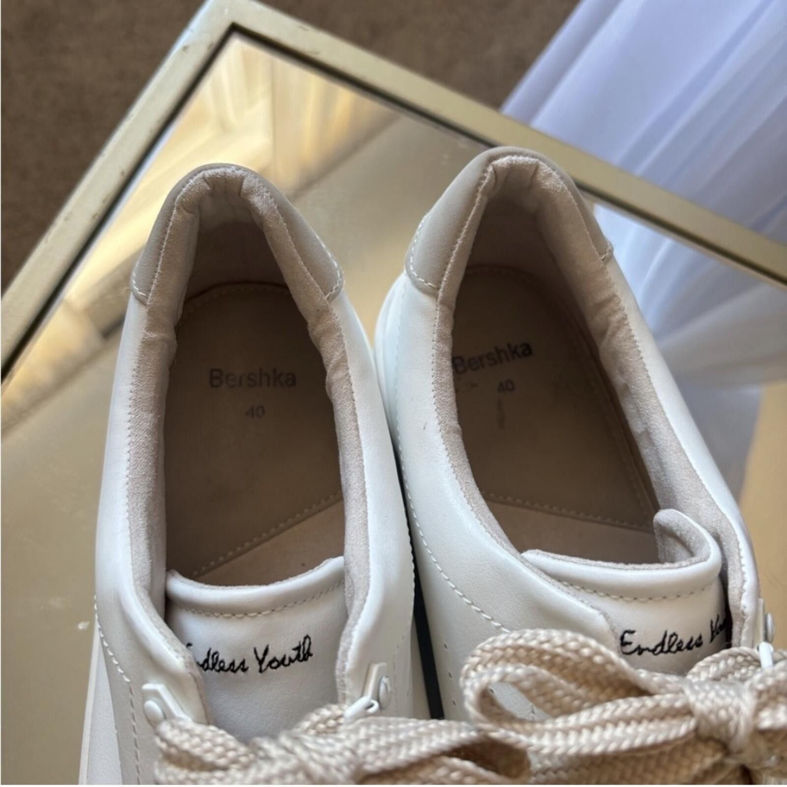 Bershka (Bershka) Cream Sneakers with Tan Laces Size US 9 / IT 39 - 7 Thumbnail
