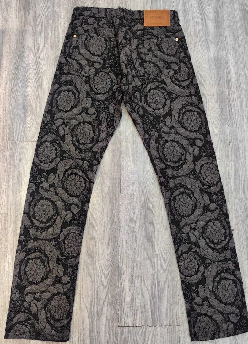 Versace Versace Baroque jacquard jeans Size US 31 - 2 Thumbnail