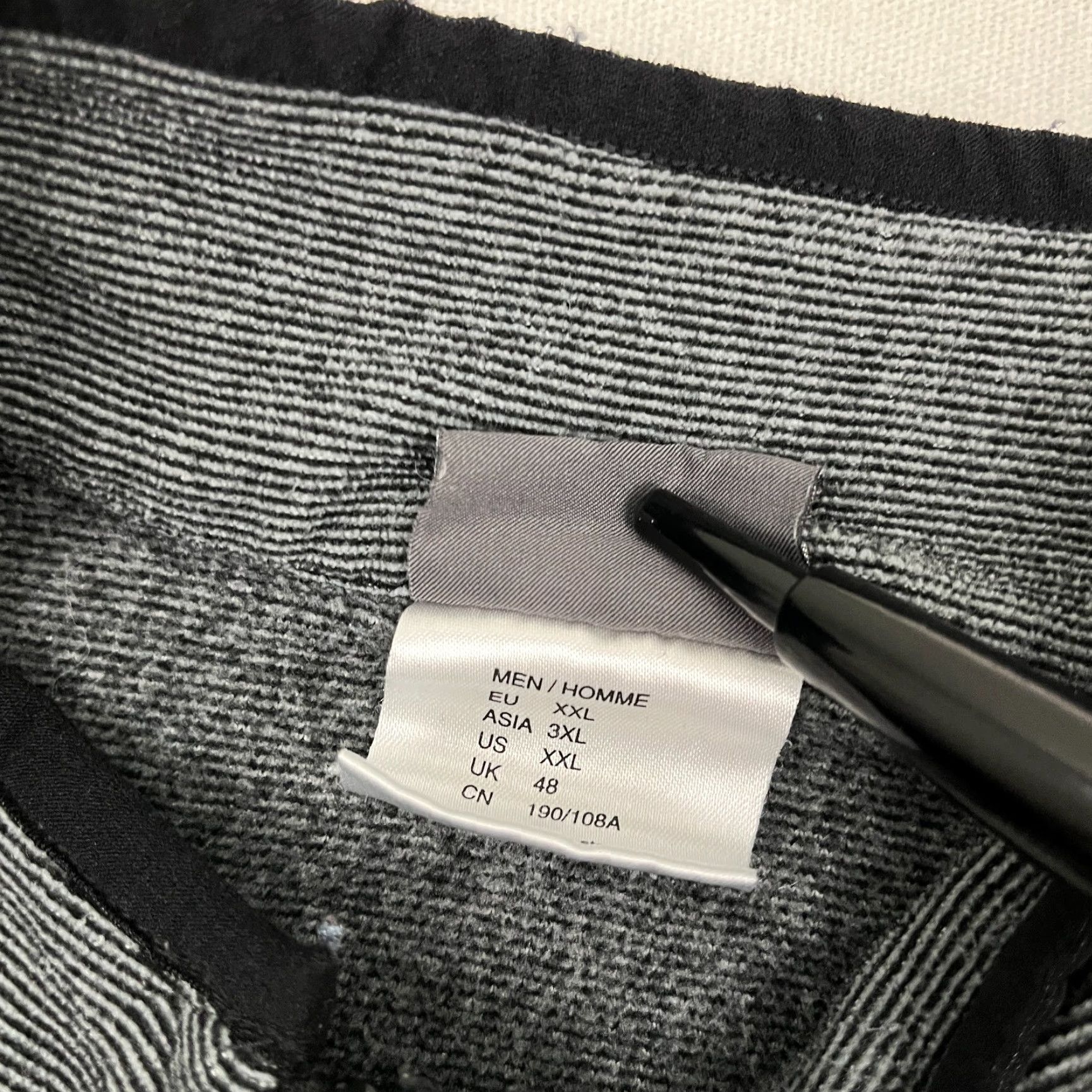 Jack Wolfskin VINTAGE? No. (This item is not vintage.) Size US XXL / EU 58 / 5 - 4 Thumbnail
