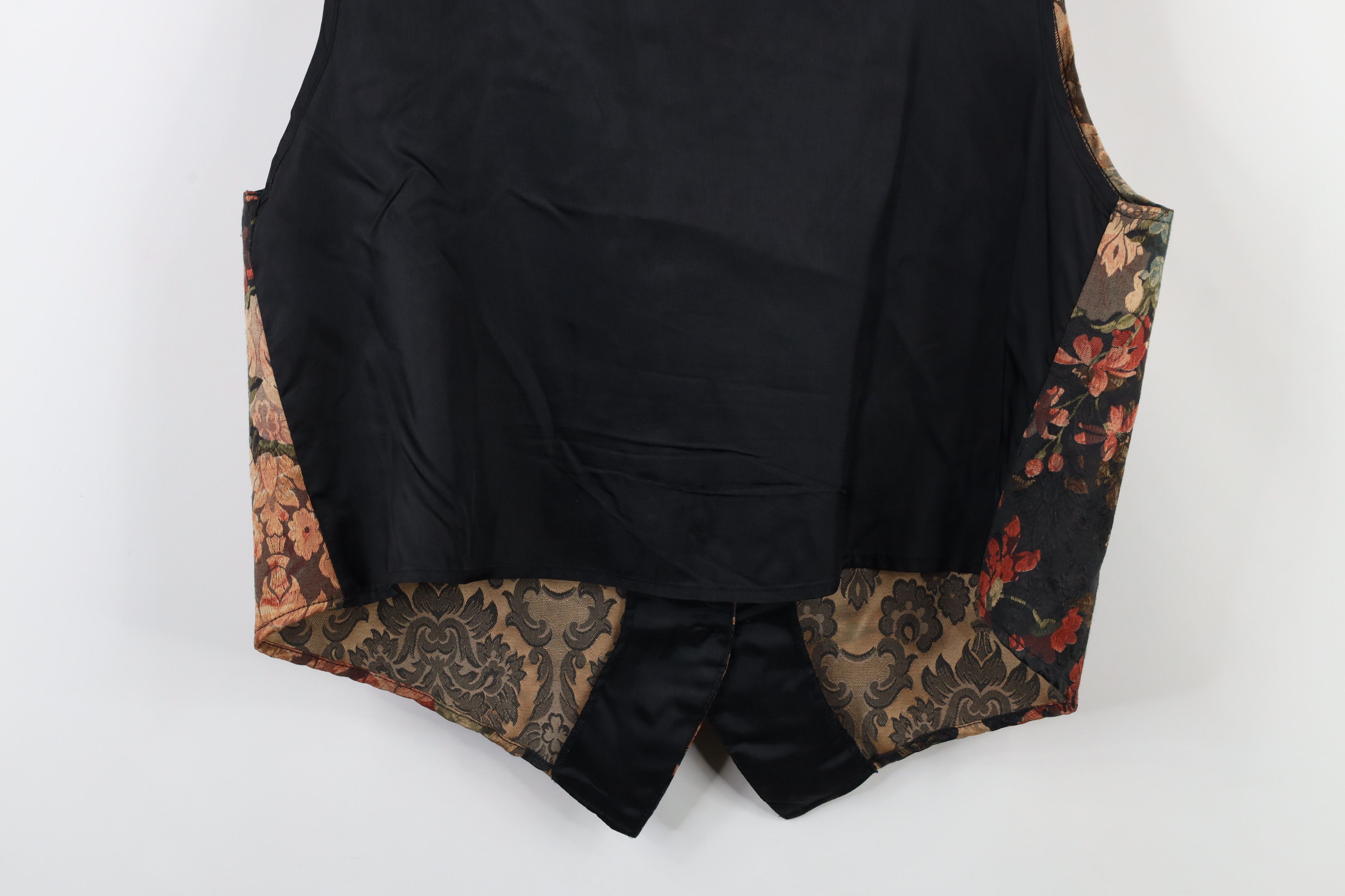 Vintage Vintage 90s Streetwear Floral Tapestry Vest Jacket USA Size XL / US 12-14 / IT 48-50 - 14 Thumbnail