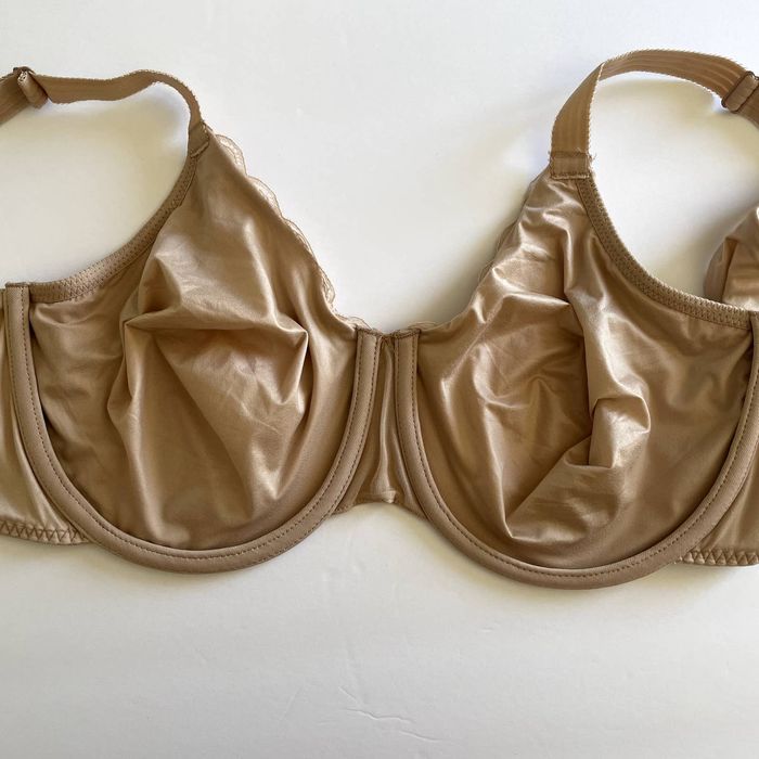 Other Chantelle Bra 36DDD Beige C Comfort Seamless Underwire NWOT