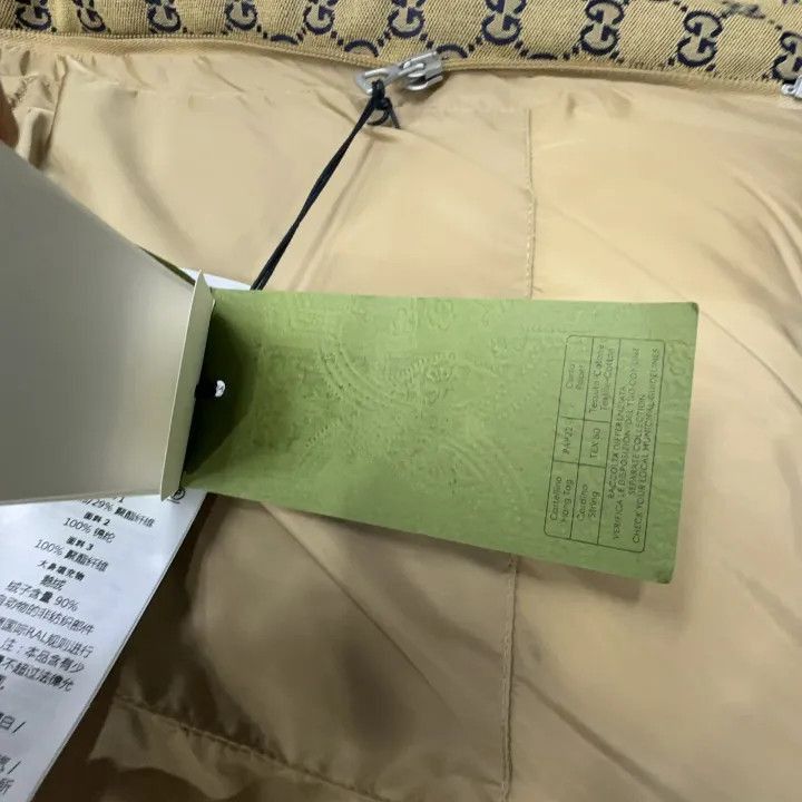 Gucci Gucci Gucci Reversible Sleeveless Down Vest with Hood -250 Size US L / EU 52-54 / 3 - 8 Thumbnail