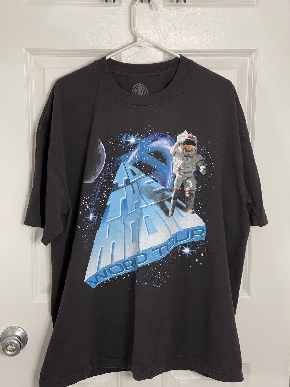 image of Kid Cudi To The Moon Tour T-Shirt Washed Black Grey Size Xl