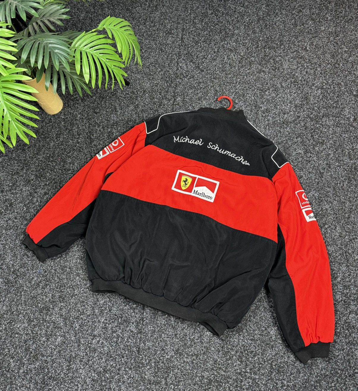 Marlboro Vintage Ferrari Michael Schumacher F1 Marlboro Racing Jacket Size US XL / EU 56 / 4 - 5 Thumbnail