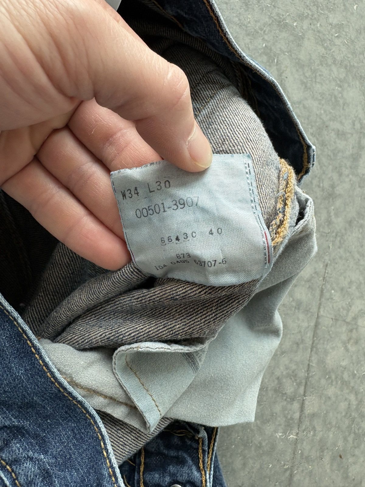 Levi's Vintage Y2K Levis 501 XX Denim Jeans 34x30 Size US 34 / EU 50 - 7 Thumbnail