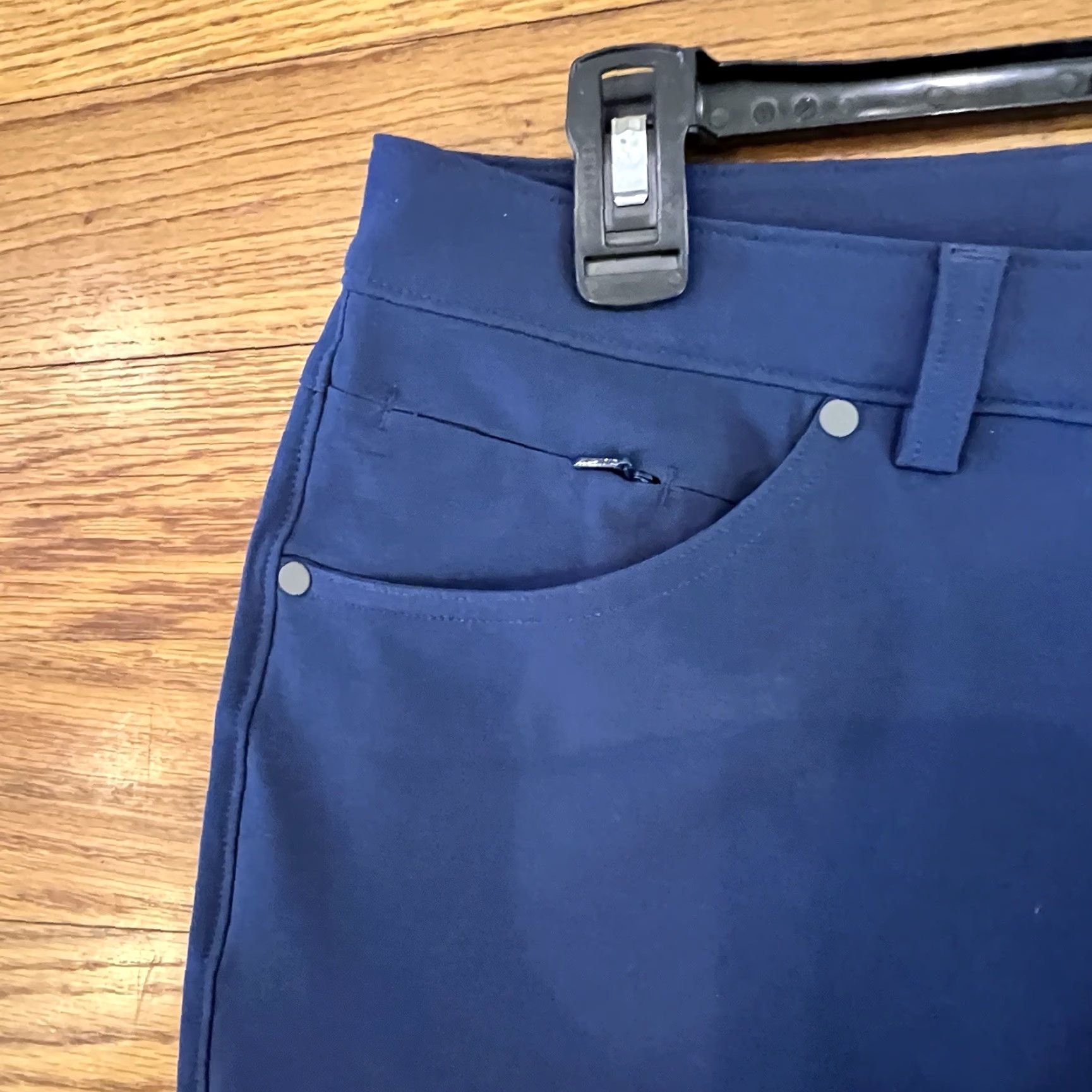 Vintage Mack Weldon Radius 5 Pocket Pant Mens Chino Straight Pant 32 Blue Regular 5-Pocket Design Logo Zipper Button Stretch Pocket Size US 32 / EU 48 - 6 Thumbnail