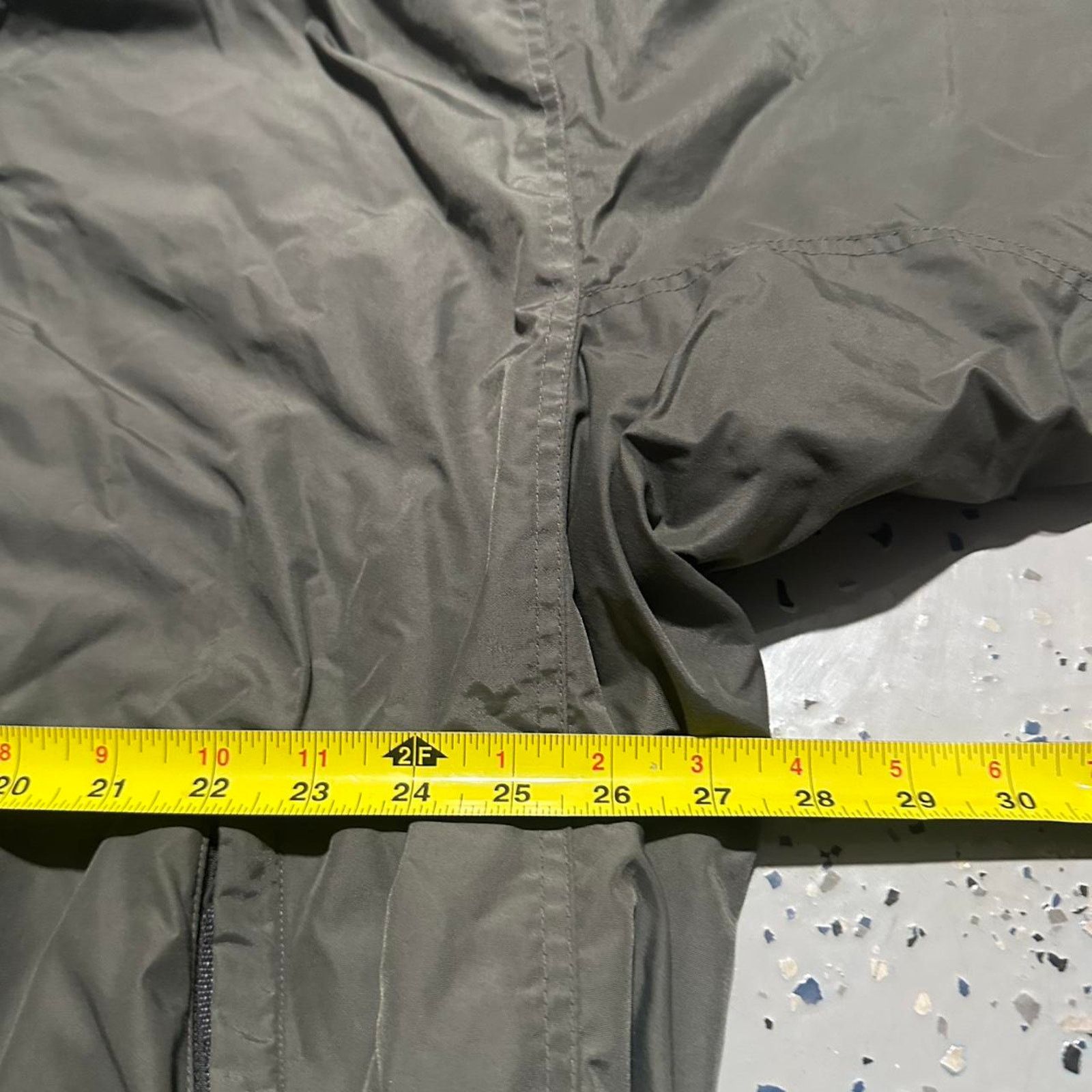 Columbia Vintage Columbia Windbreaker Puffer Zip Up Jacket Size US M / EU 48-50 / 2 - 5 Thumbnail