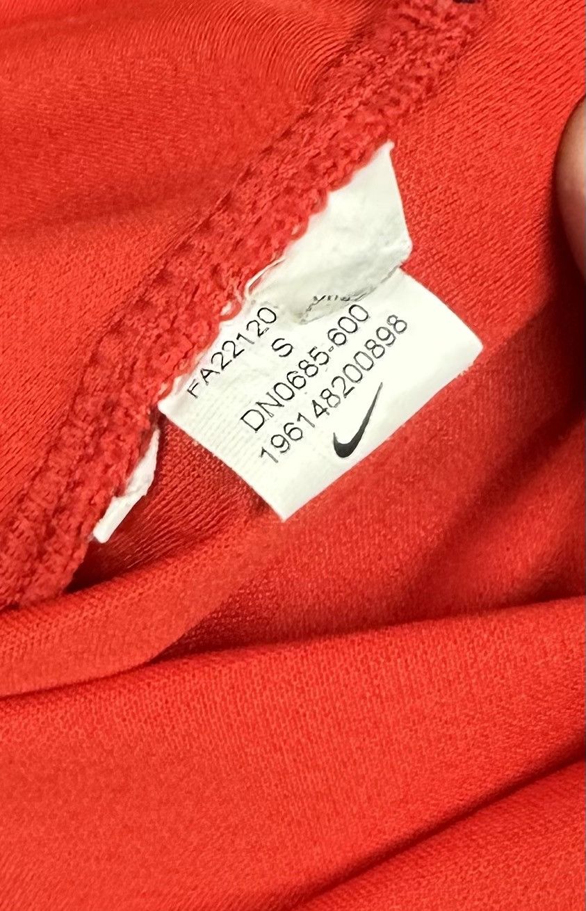 Nike Nike England 2022/23 Away Stadium Red National Team Jersey Size US S / EU 44-46 / 1 - 9 Thumbnail