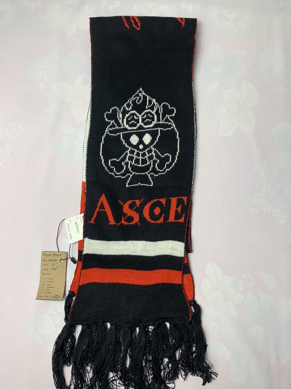 One Piece One Piece Scarf / Muffler / Neckwear Size ONE SIZE - 3 Thumbnail