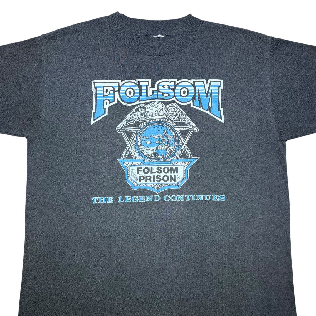 Other Vintage 80s Folsom Prison The Legend Continues Spell Out Tee Size US L / EU 52-54 / 3 - 4 Thumbnail
