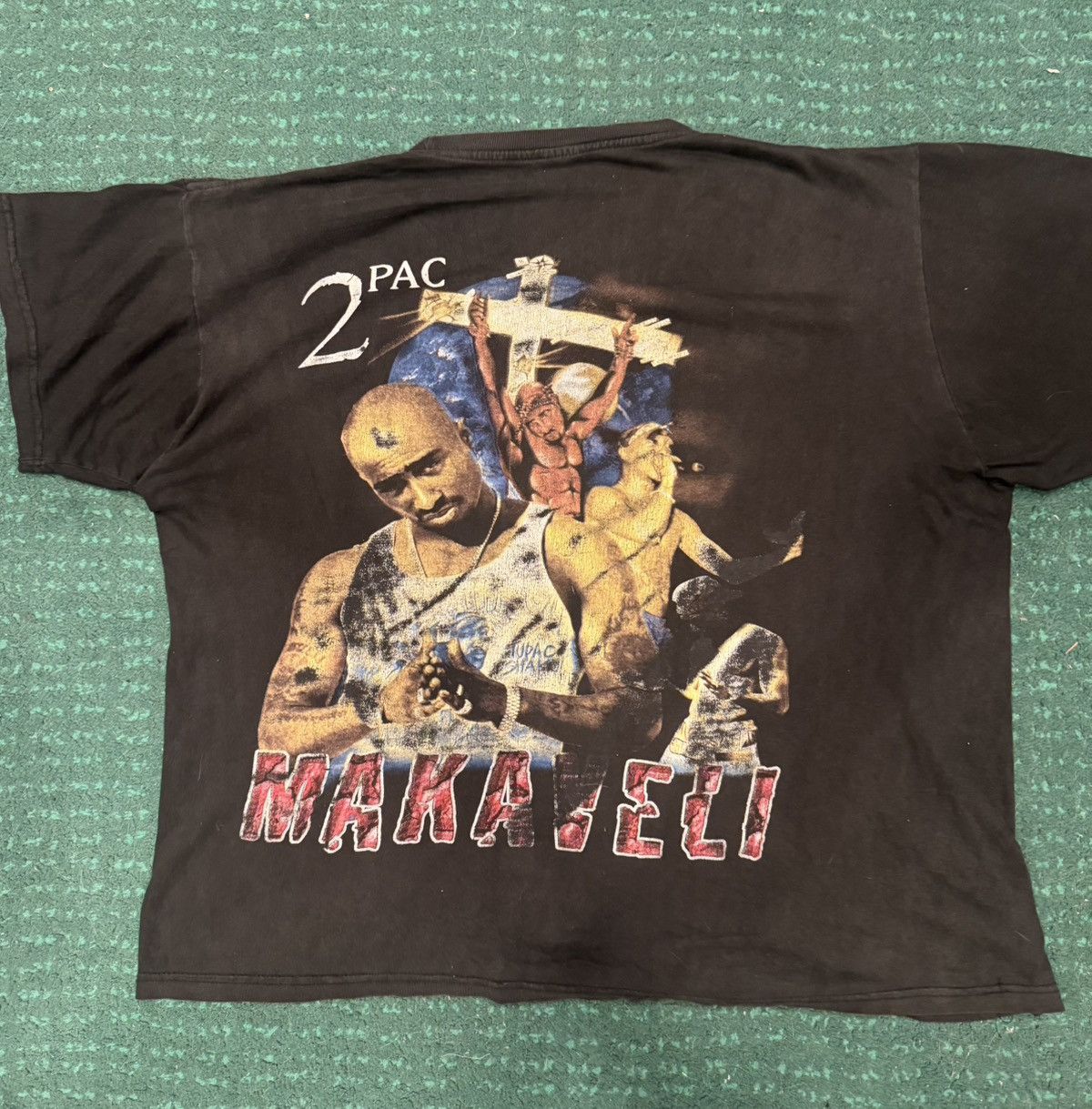 Vintage CRAZY RARE VINTAGE “MAKAVELI” 2PAC Jesus Christ tee L/XL Size US XL / EU 56 / 4 - 2 Thumbnail