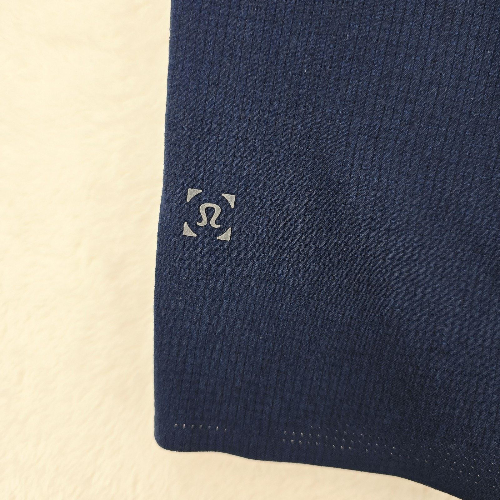 Lululemon Lululemon Shorts Mens Medium Blue Namaste At The Beach 8" Size US 30 / EU 46 - 7 Thumbnail