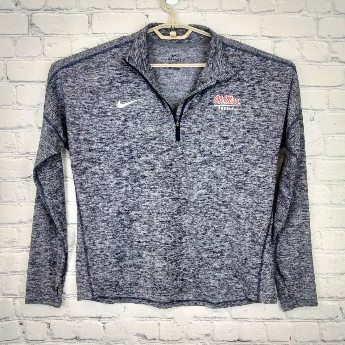 Nike Nike Dri-Fit Ole Miss Rebels Womans Lg 1/4 Zip Shirt Size L / US 10 / IT 46 - 4 Thumbnail