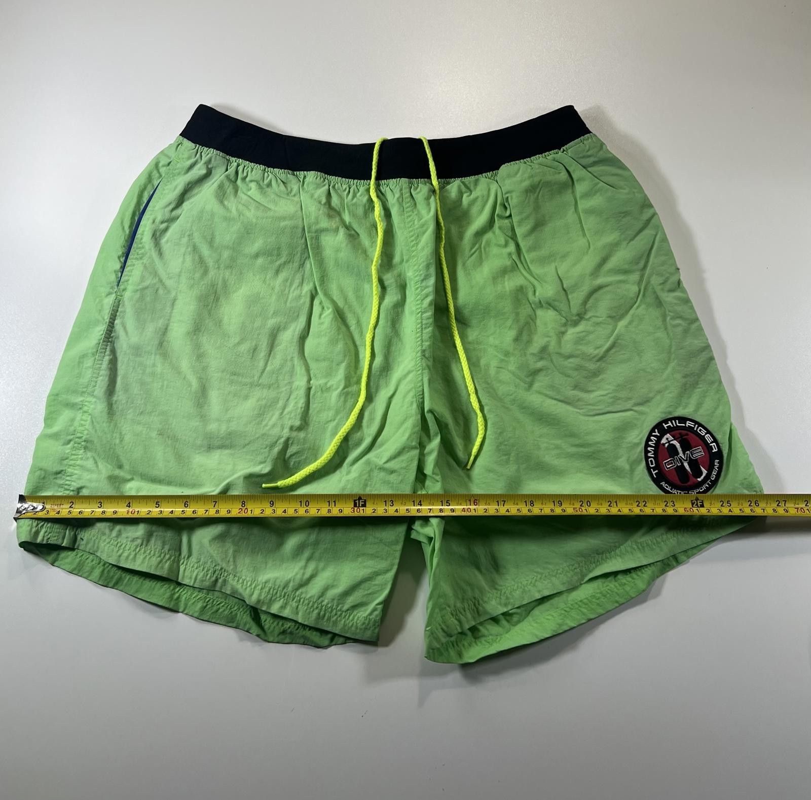 Tommy Hilfiger Vintage Hilfiger Green and Blue Men's shorts XL Size US 36 / EU 52 - 8 Thumbnail
