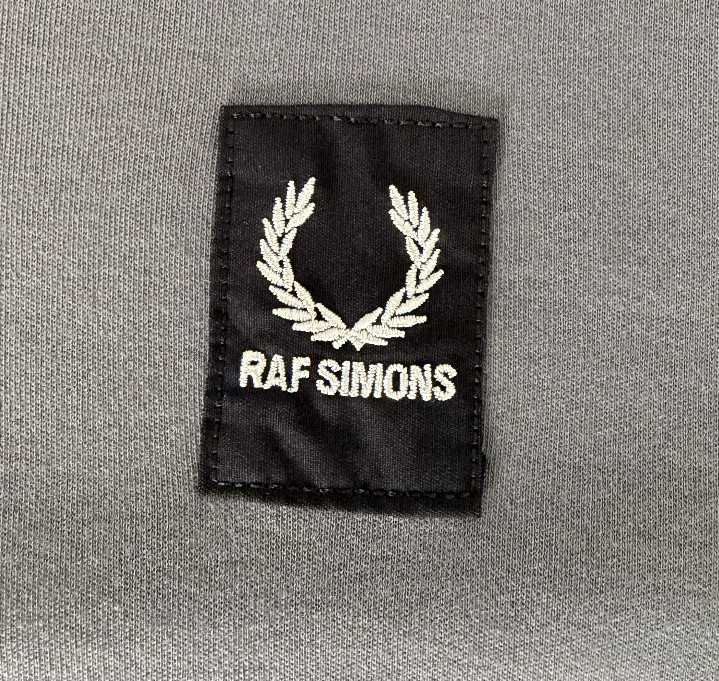 Fred Perry × Raf Simons Raf Simons x Fred Perry Oversized Rib Cuff Tee Size US M / EU 48-50 / 2 - 4 Thumbnail