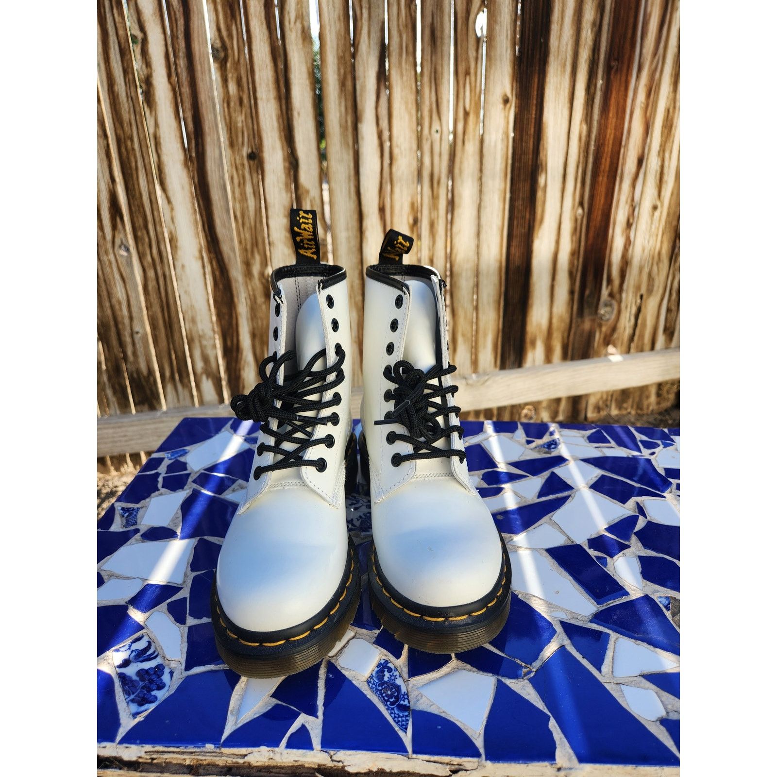 Dr. Martens White Leather Dr Martin's ****New***** sz5 Size US 5 / IT 35 - 2 Thumbnail