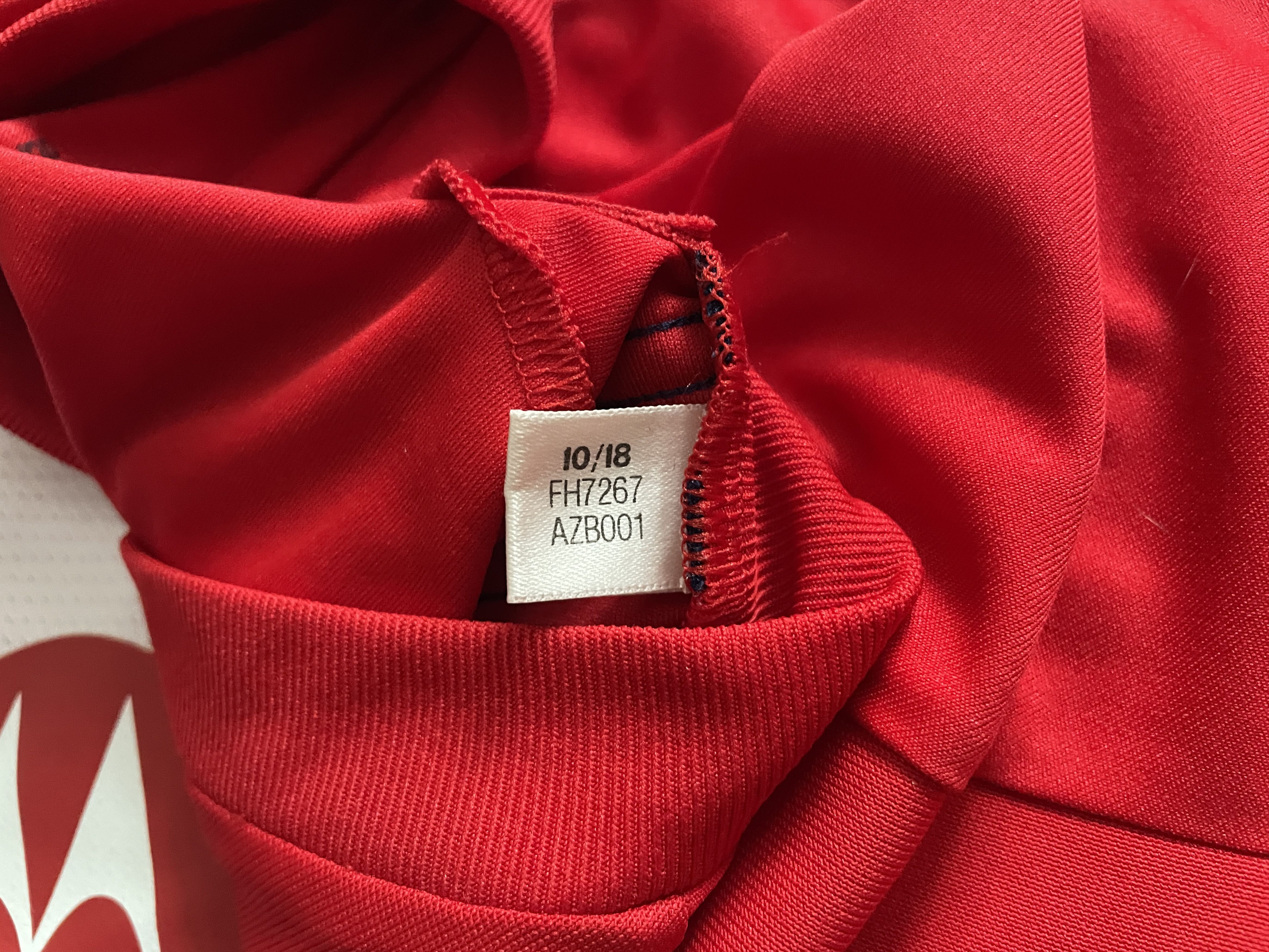 Adidas Chicago Fires Home Shirt 2018-2020 Soccer Jersey MLS Size US S / EU 44-46 / 1 - 4 Thumbnail