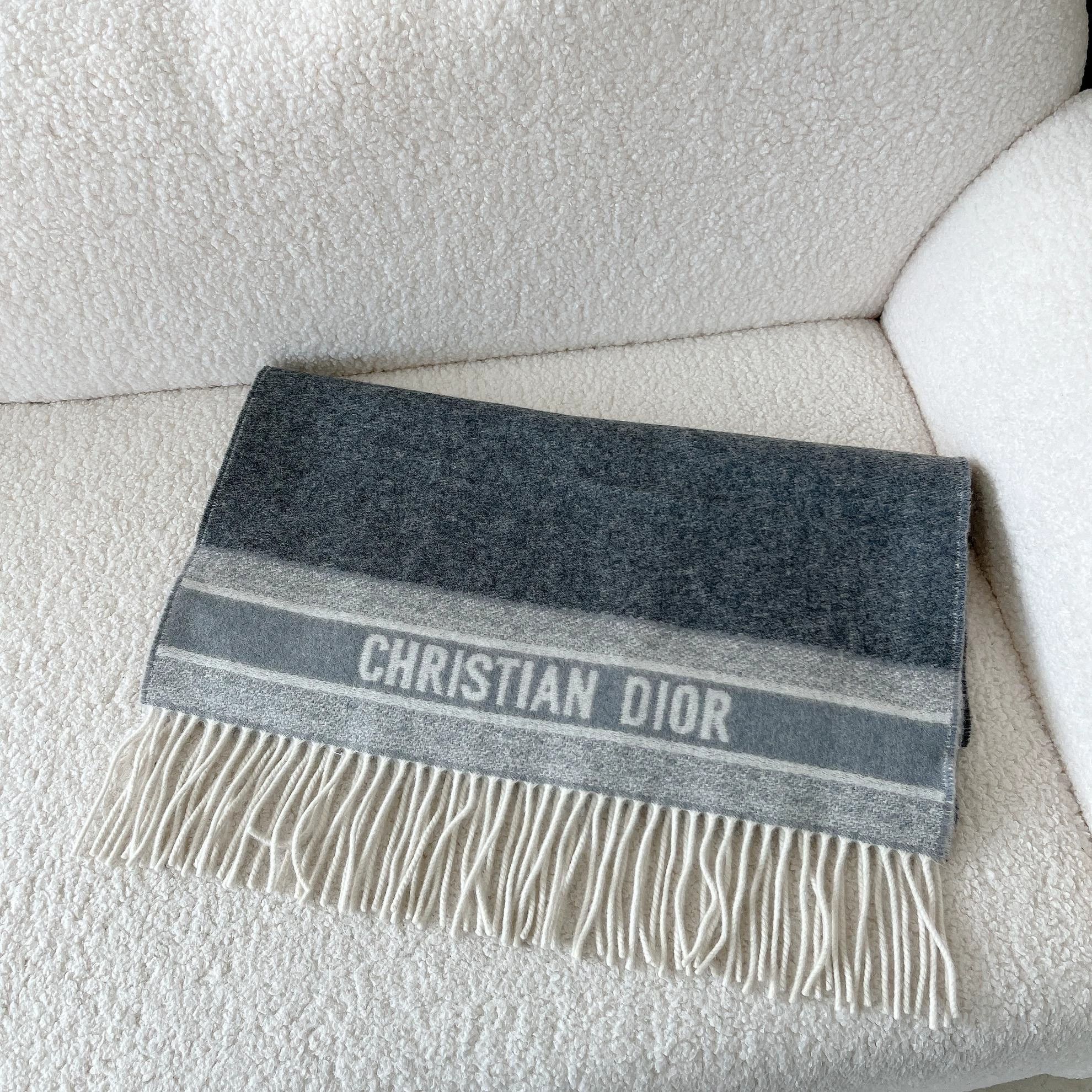 Dior Dior Double-Faced Tassel Cashmere Scarf U Size 2811 Size ONE SIZE - 3 Thumbnail