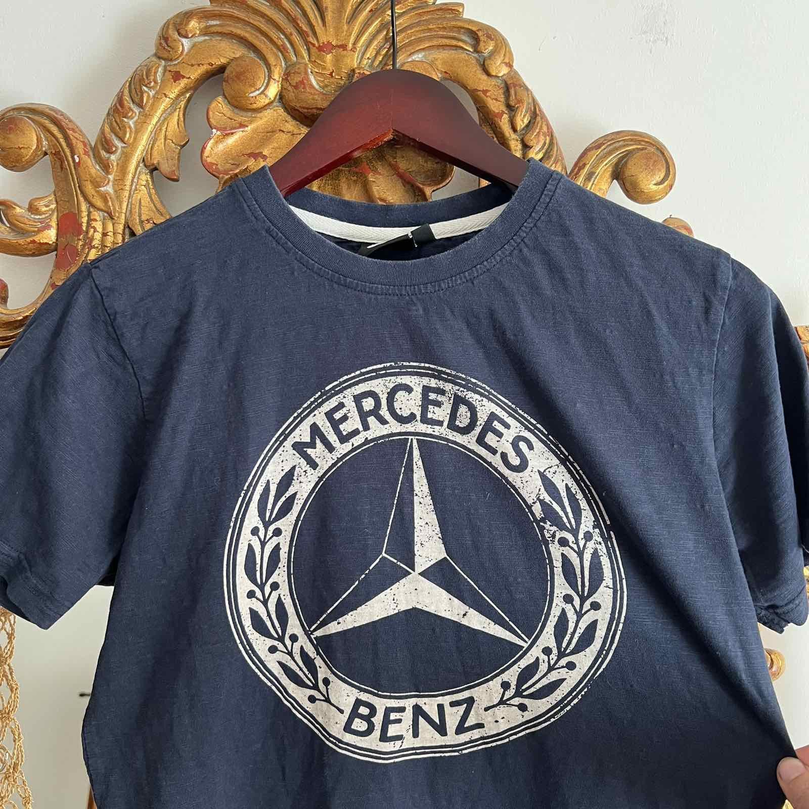 Mercedes-Benz × Vintage Vintage Mercedes Benz Logo Tee Shirt Sz S Size US S / EU 44-46 / 1 - 3 Thumbnail