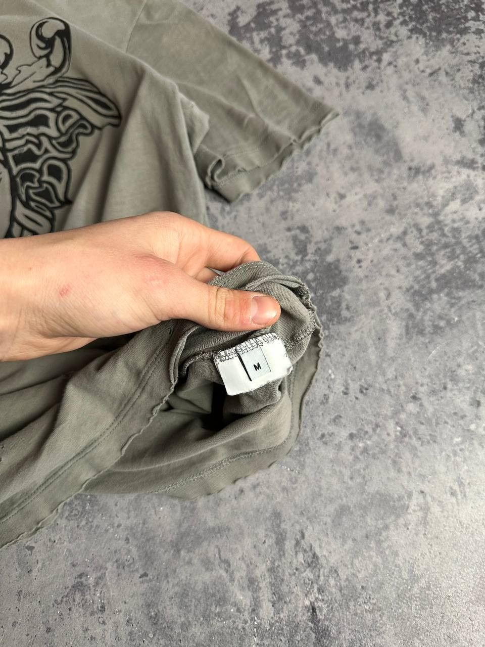 Versace Versace Gray Logo T-Shirt Distressed Size US M / EU 48-50 / 2 - 6 Thumbnail