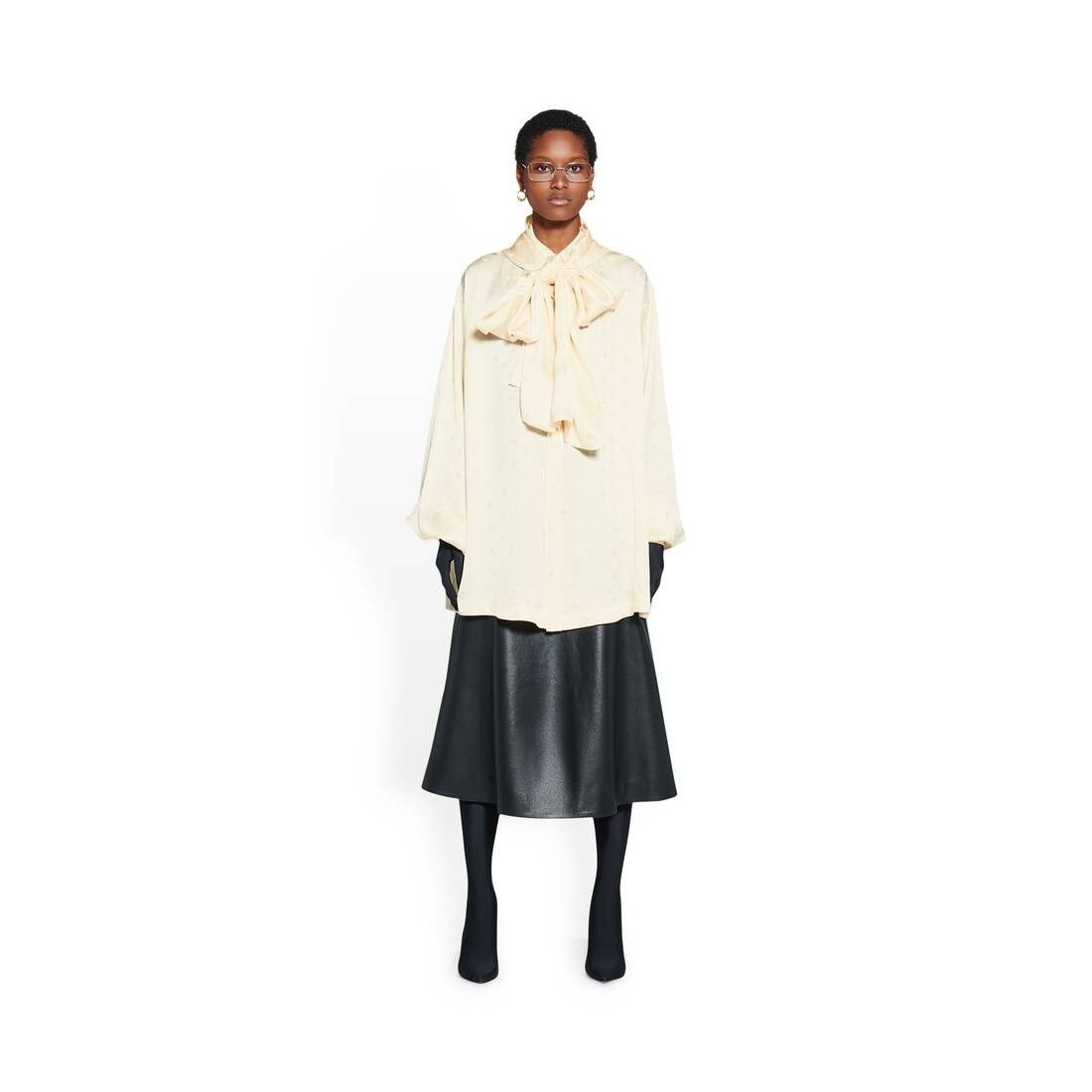 Balenciaga oc11z0625 Hooded Blouse in Ivory Size XS / US 0-2 / IT 36-38 - 2 Thumbnail