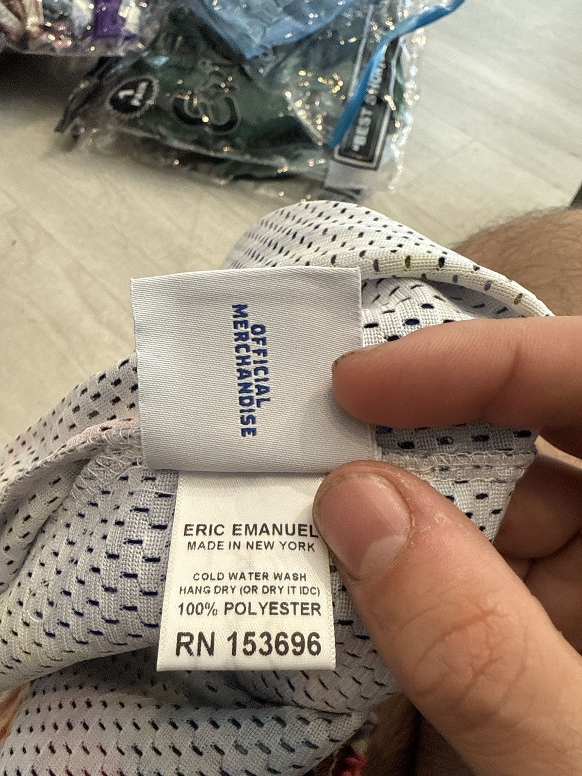 Eric Emanuel Eric Emanuel plaid shorts with yellow logo Size US 36 / EU 52 - 5 Thumbnail