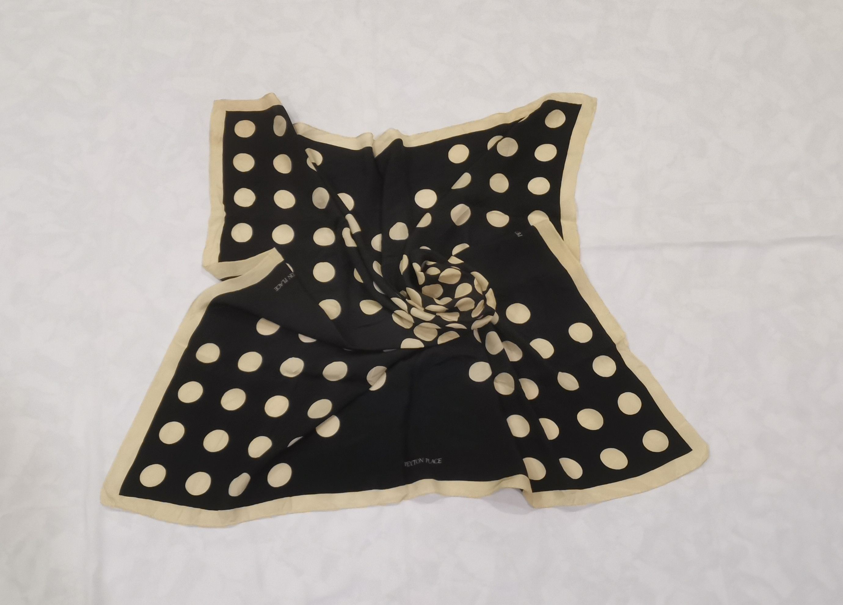 Designer × Japanese Brand Rare Peyton Place scarves nice design Size ONE SIZE - 3 Thumbnail