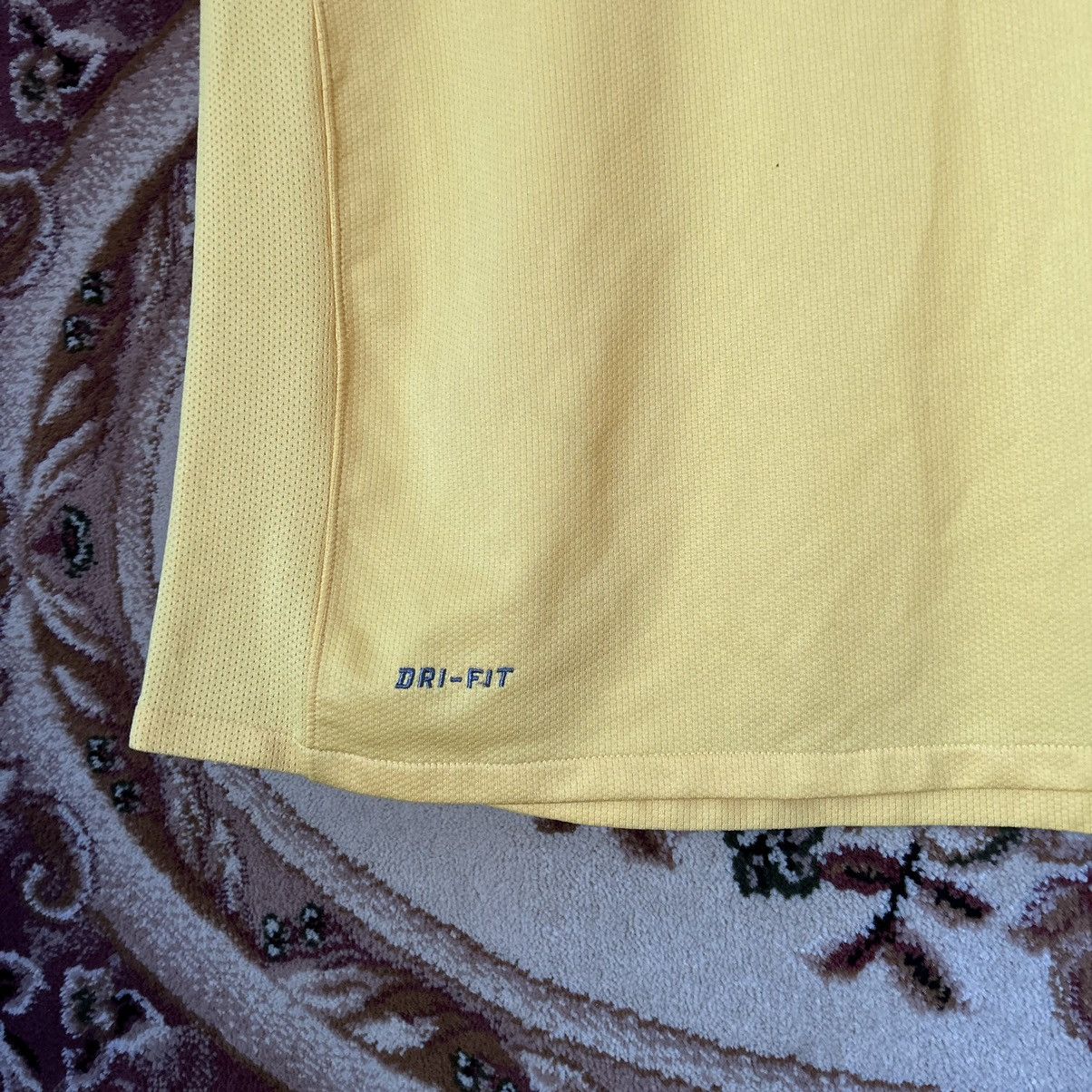 Nike BRASIL 2010 2011 HOME FOOTBALL SHIRT SOCCER JERSEY NIKE Size US M / EU 48-50 / 2 - 4 Thumbnail