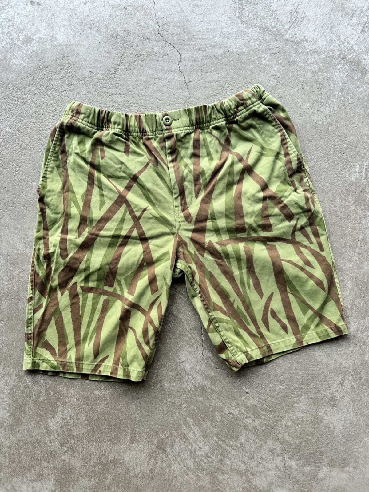 Streetwear × Stussy Stussy Real Tree Camo Nylon Shorts | Grailed