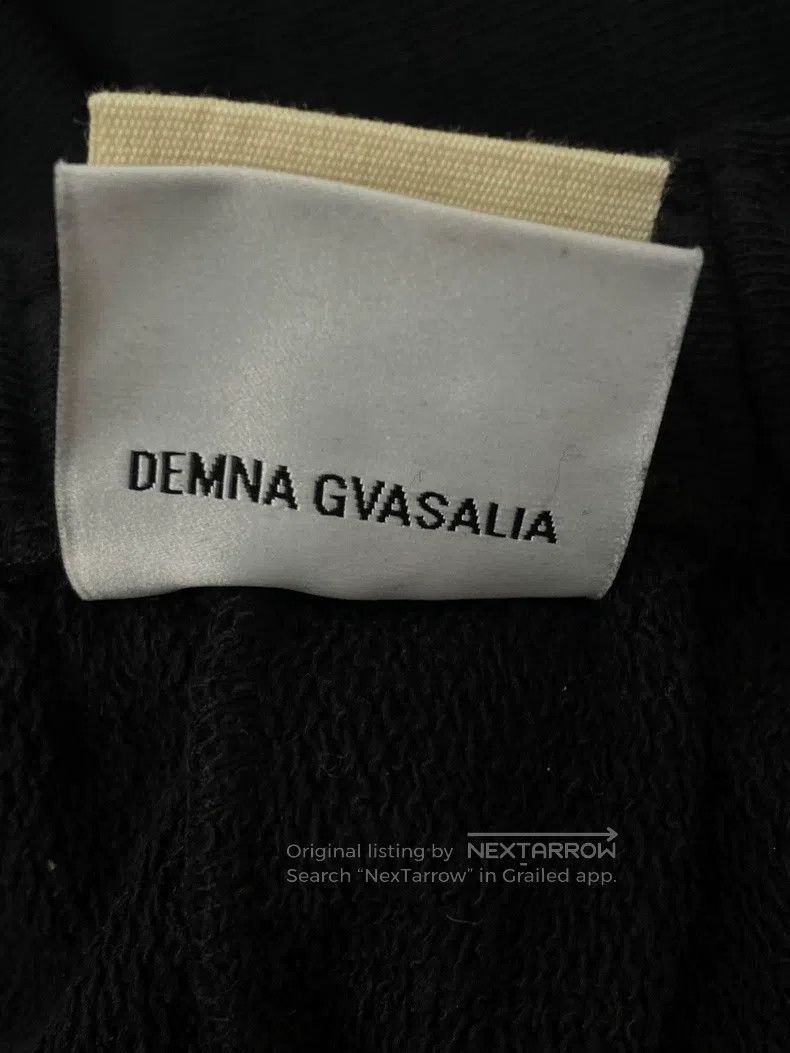 Vetements Vetements size S sport pants Size US 27 - 6 Thumbnail