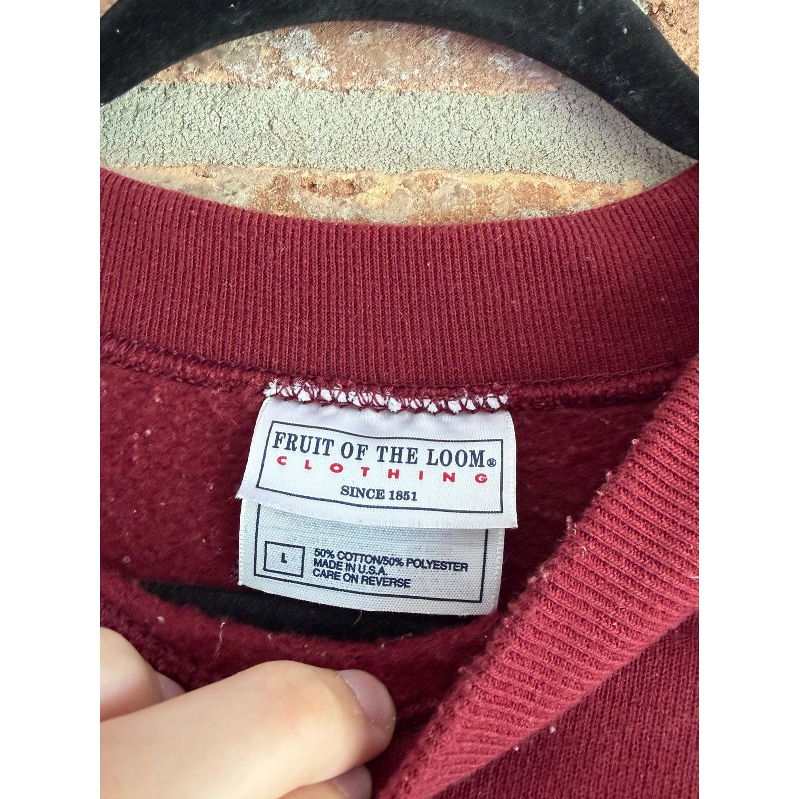 Fruit Of The Loom Vintage Fruit of the Loom Blank Crewneck Red USA L Size US L / EU 52-54 / 3 - 5 Thumbnail