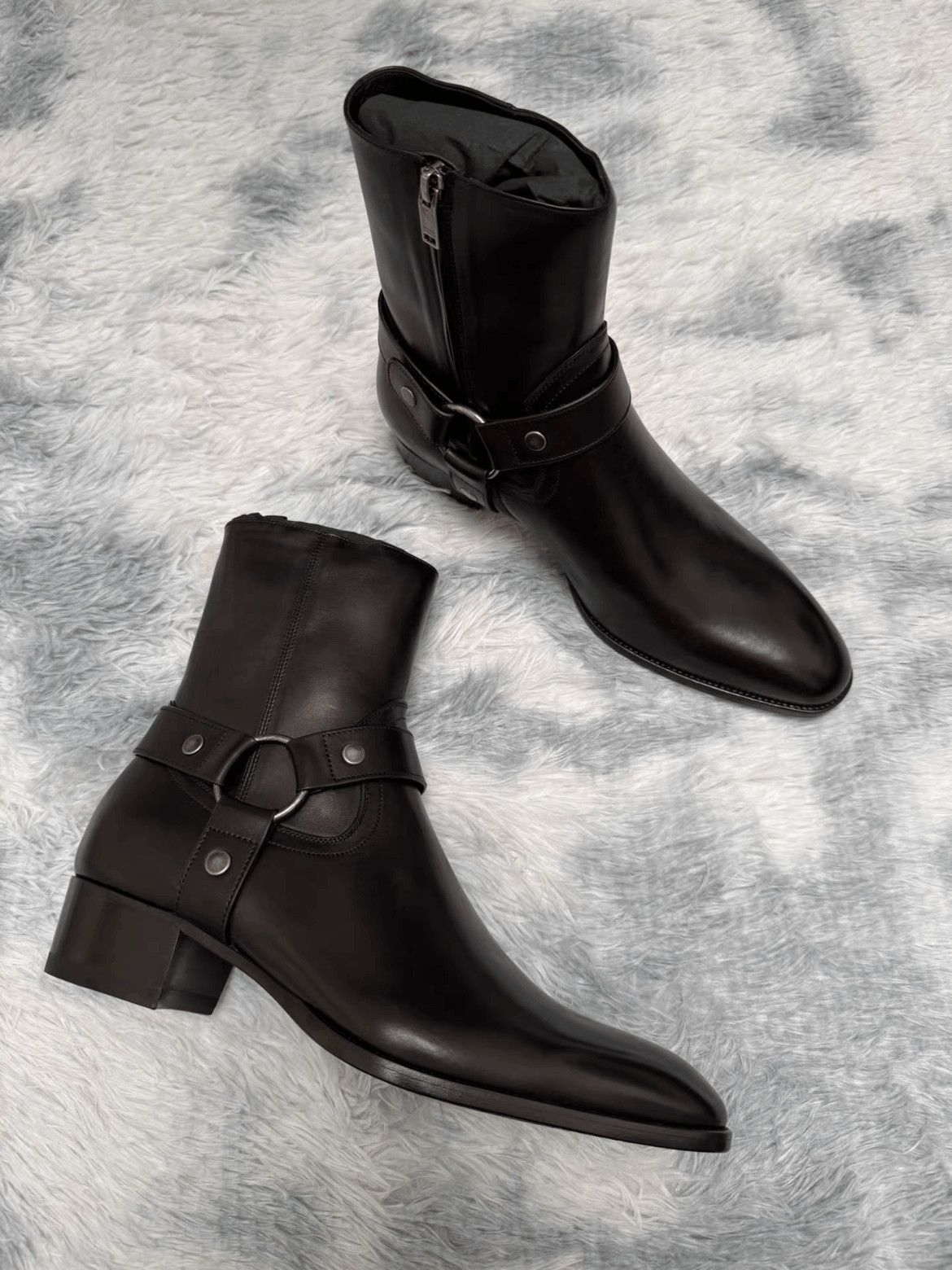 Saint Laurent Paris Saint Laurent Paris Sz 41 Saint Laurent Paris Metal Buckle Size US 8 / EU 41 - 2 Thumbnail