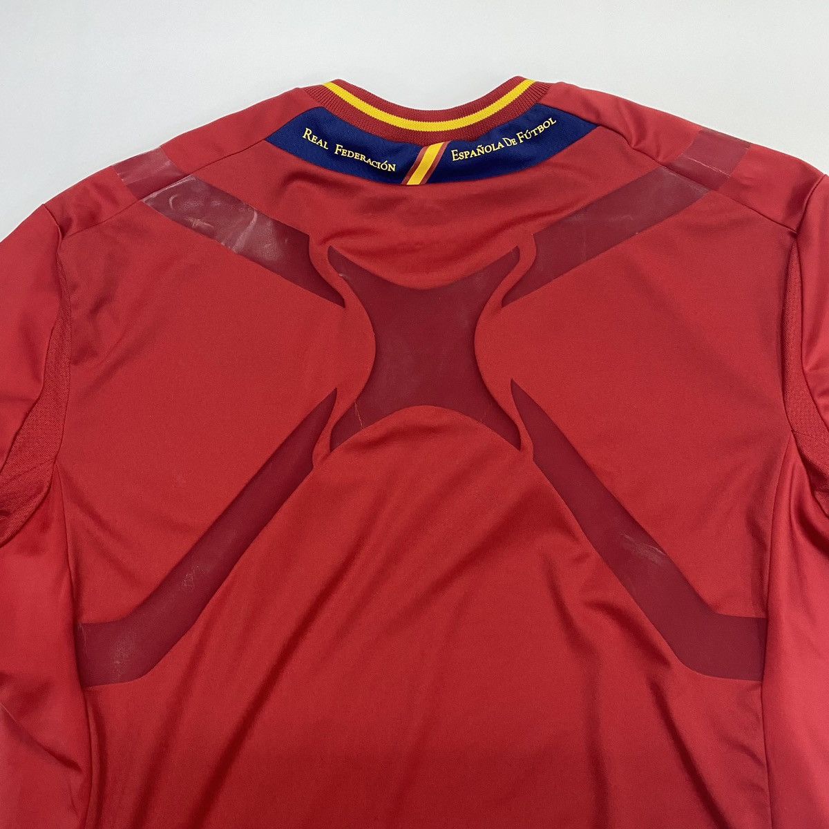 Adidas Jersey spain home 2012 techfit Size US M / EU 48-50 / 2 - 6 Thumbnail