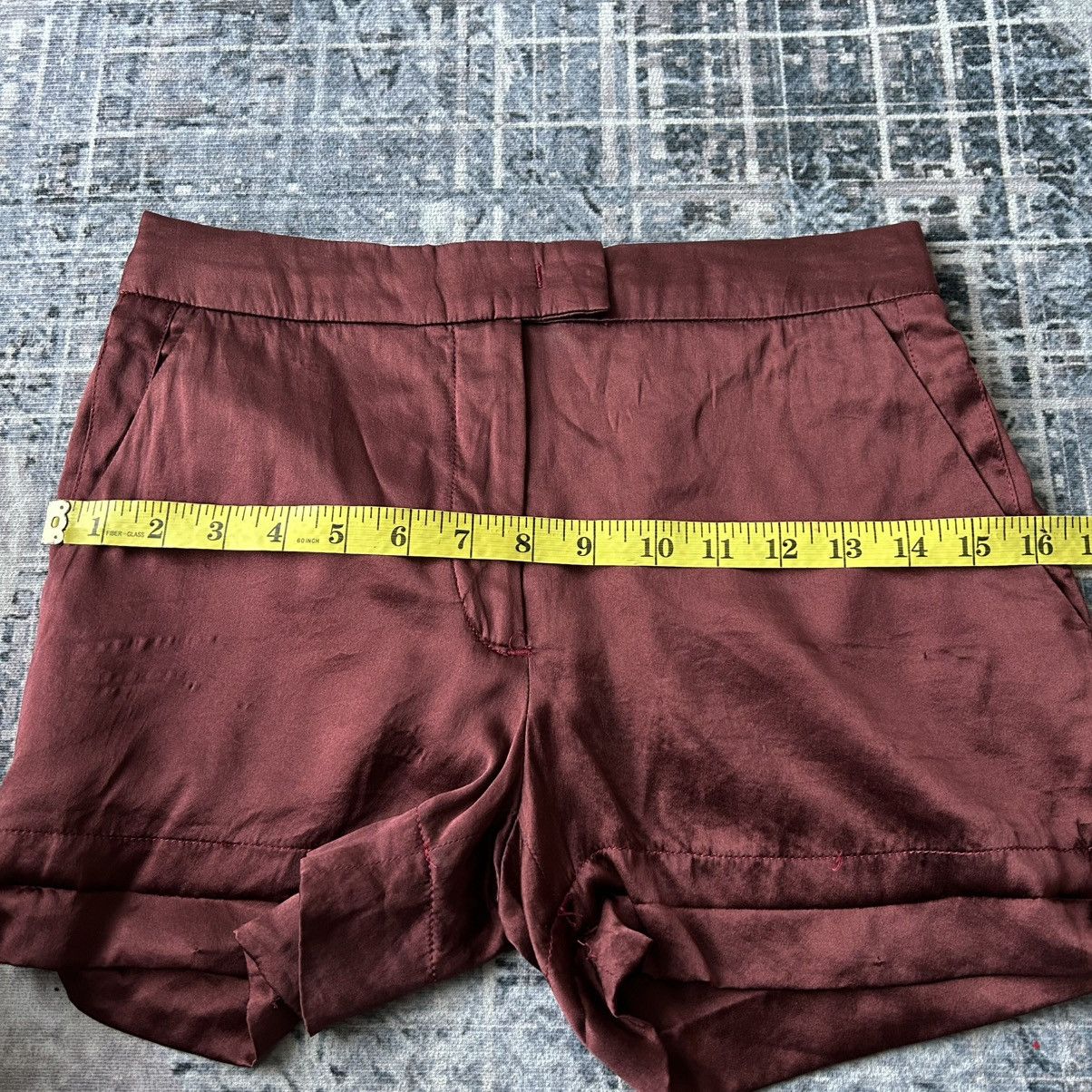 Alexander McQueen Alexander Mqueen Maroon Shorts Pants Size 27" / US 4 / IT 40 - 24 Thumbnail