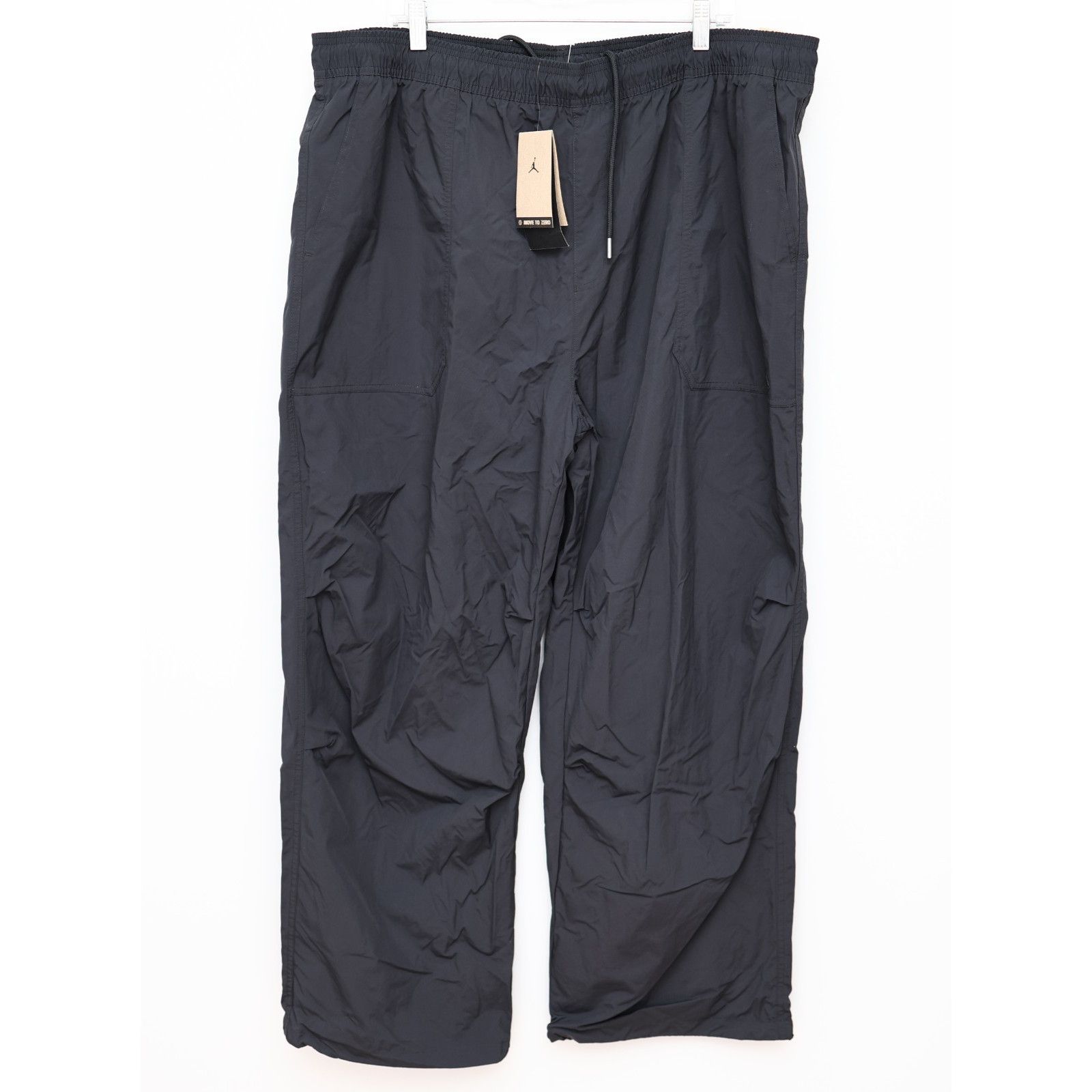 Nike NWT NIKE Jordan Essential Woven Statement Black Pants Sz L Size US 36 / EU 52 - 2 Thumbnail