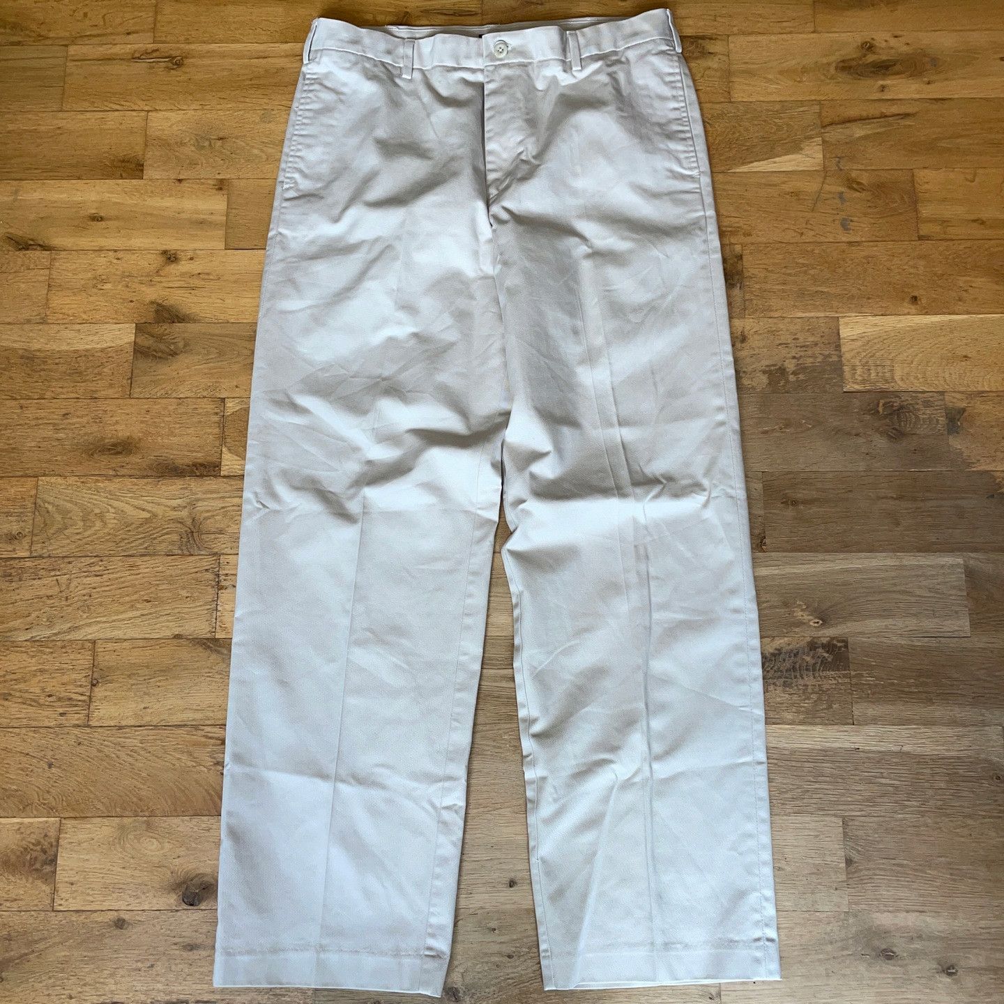 Izod Izod Men's Chinos W 36 L 32 Size US 36 / EU 52 - 1 Thumbnail