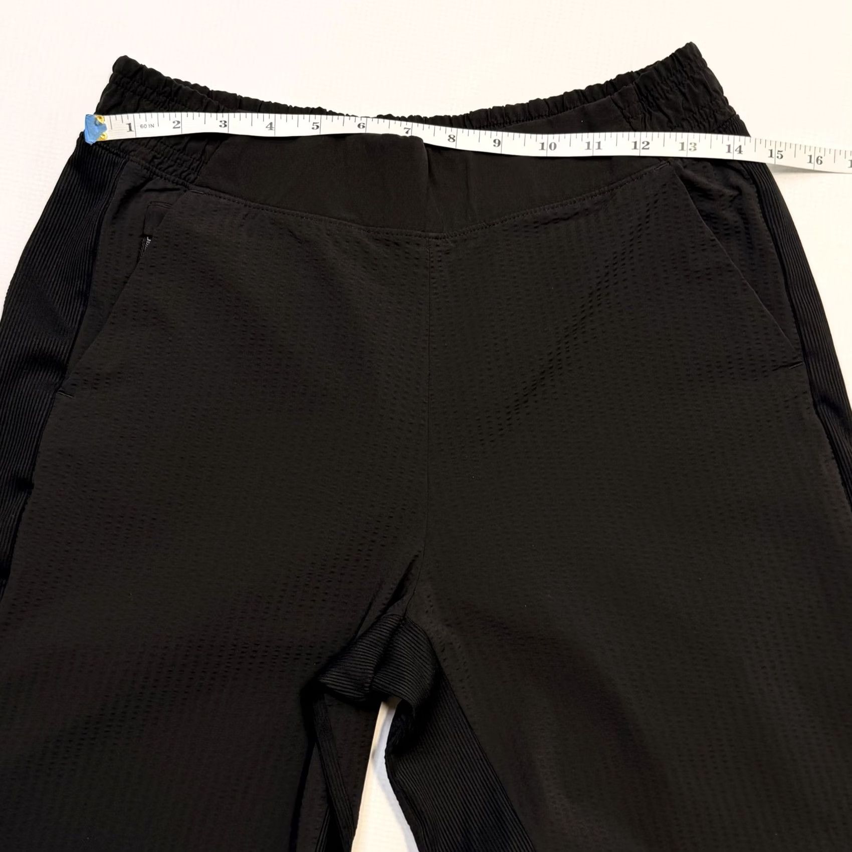 Athleta Athleta Textured Brooklyn Jogger Pants Womens 6 Black Elastic Waist Pockets Jogger Tapered Zip Pocket Casual Activewear Size 28" / US 6 / IT 42 - 7 Thumbnail