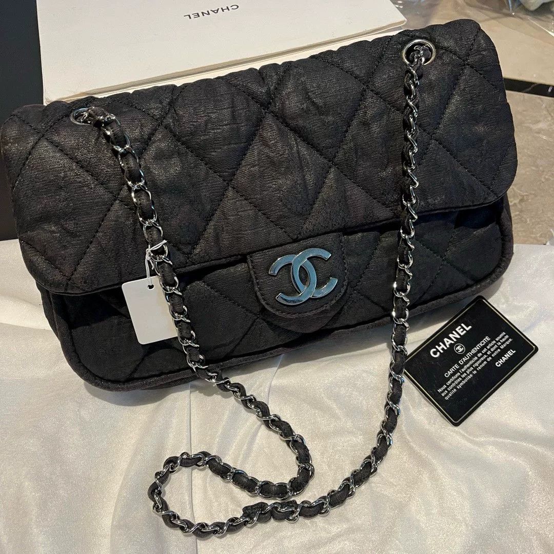 Chanel Pre-loved Bag Very good condition Size ONE SIZE - 1 Thumbnail