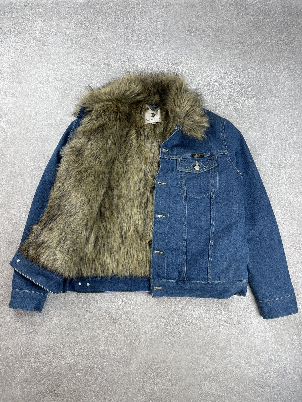 Gant × Wrangler Wrangler x Gant Faux Fur Denim Jacket Men’s Size S Size US S / EU 44-46 / 1 - 8 Thumbnail