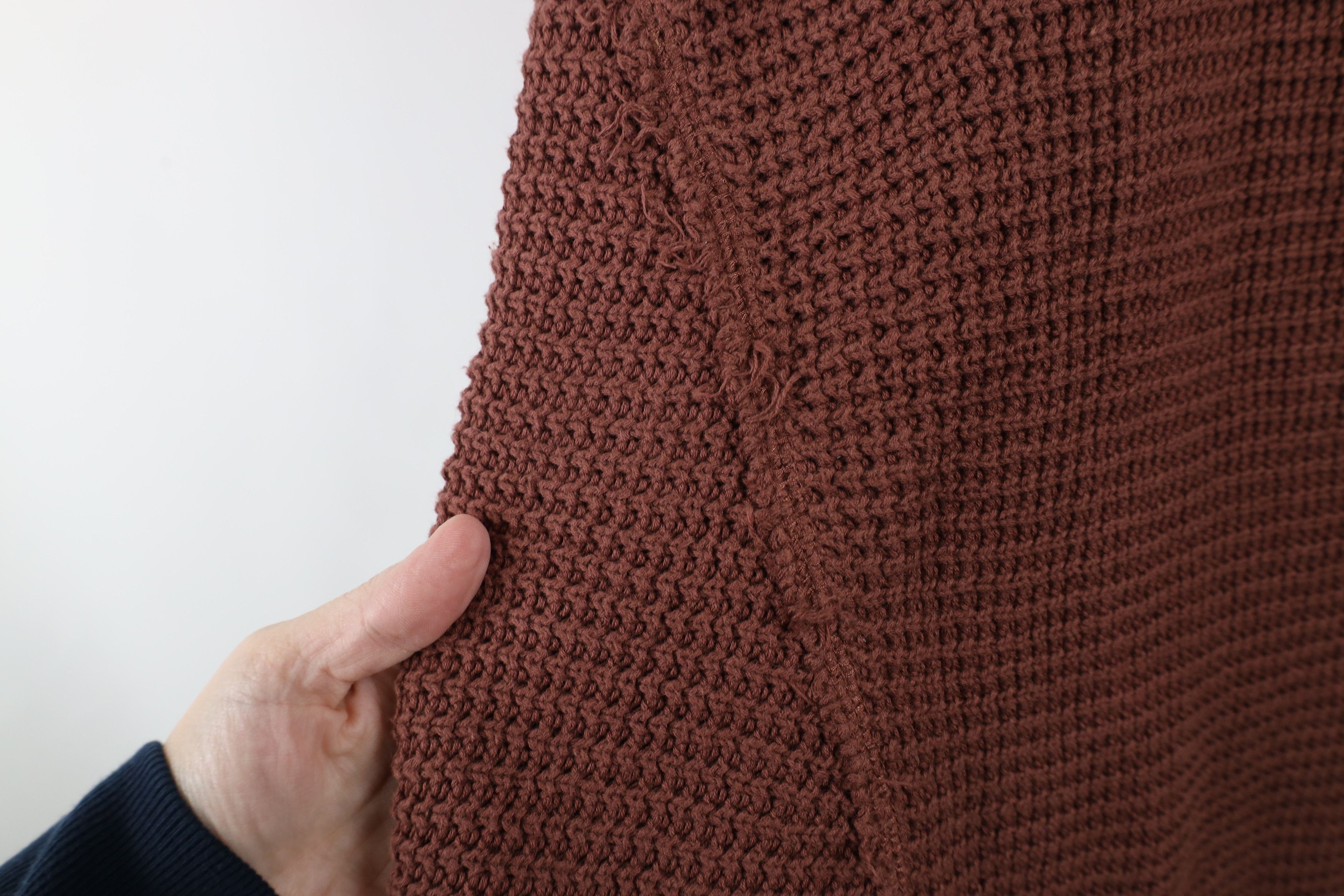 Free People × Vintage Free People Fringed Cold Shoulder Thermal Knit Sweater Brown Size L / US 10 / IT 46 - 7 Thumbnail
