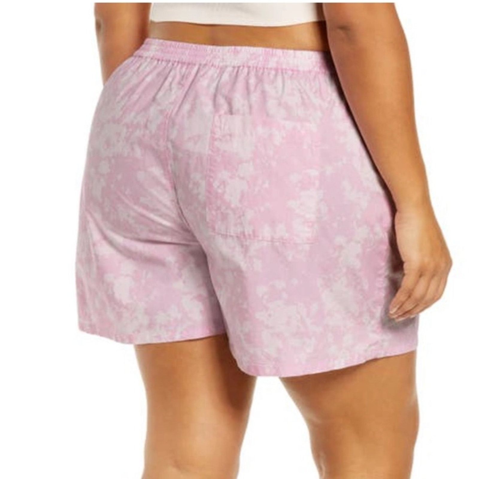 BP. bp Pink Soft Splash Athletic Shorts Size M Size 26" / US 2 / IT 38 - 2 Thumbnail