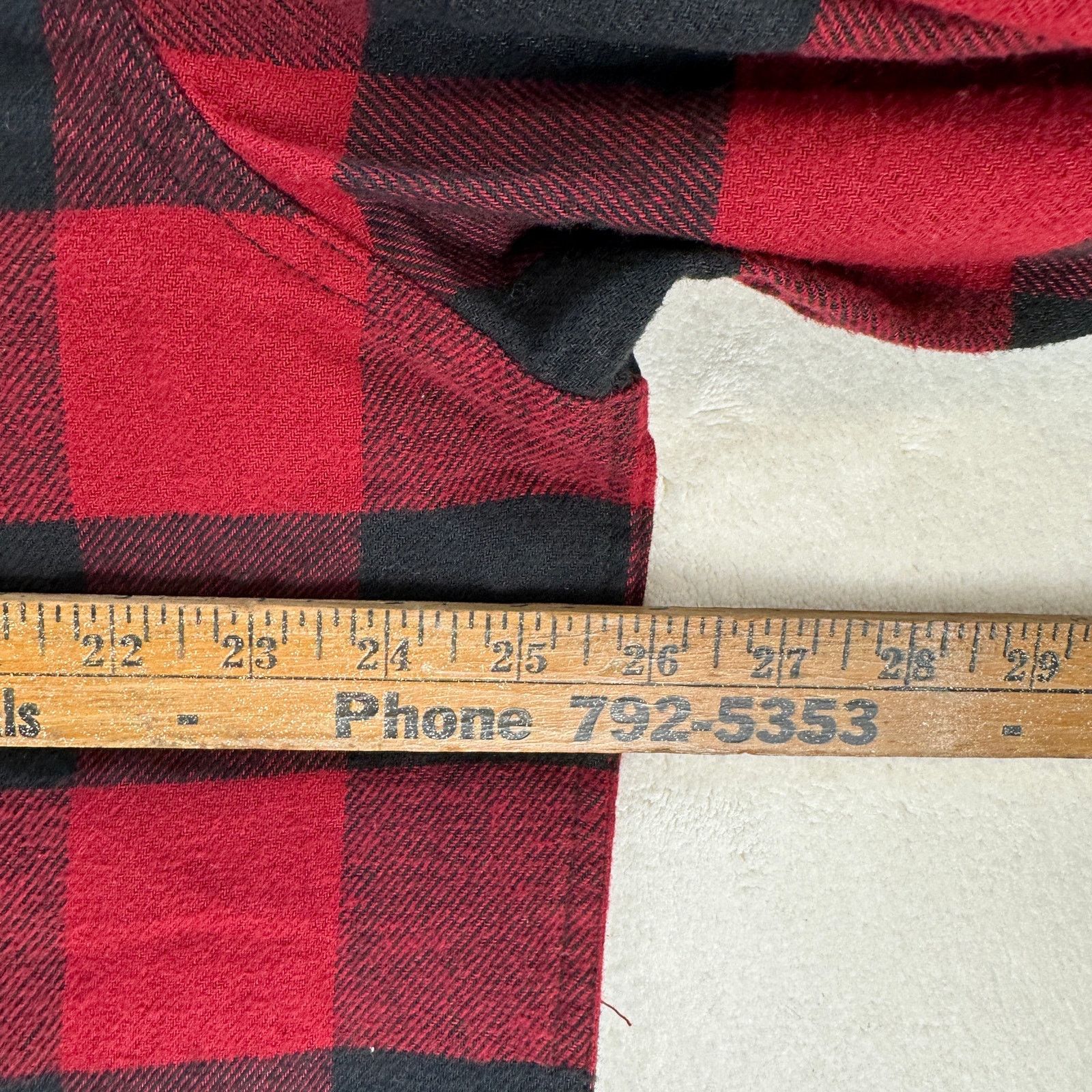 Levi's LEVI'S MEN'S XLARGE CLASSIC WORKER SHIRT ALBANY BIKING RED Size US XL / EU 56 / 4 - 6 Thumbnail