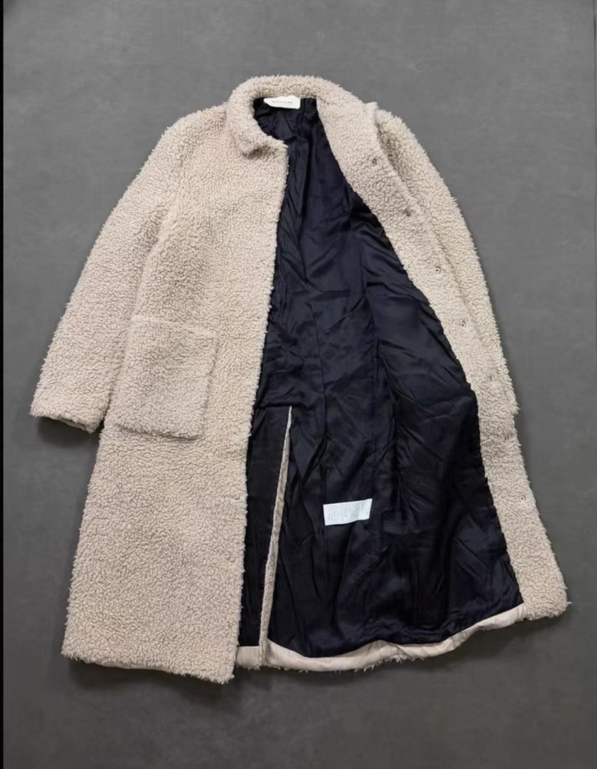 1017 ALYX 9SM White Long Sherpa Coat - Size M Size US M / EU 48-50 / 2 - 5 Thumbnail