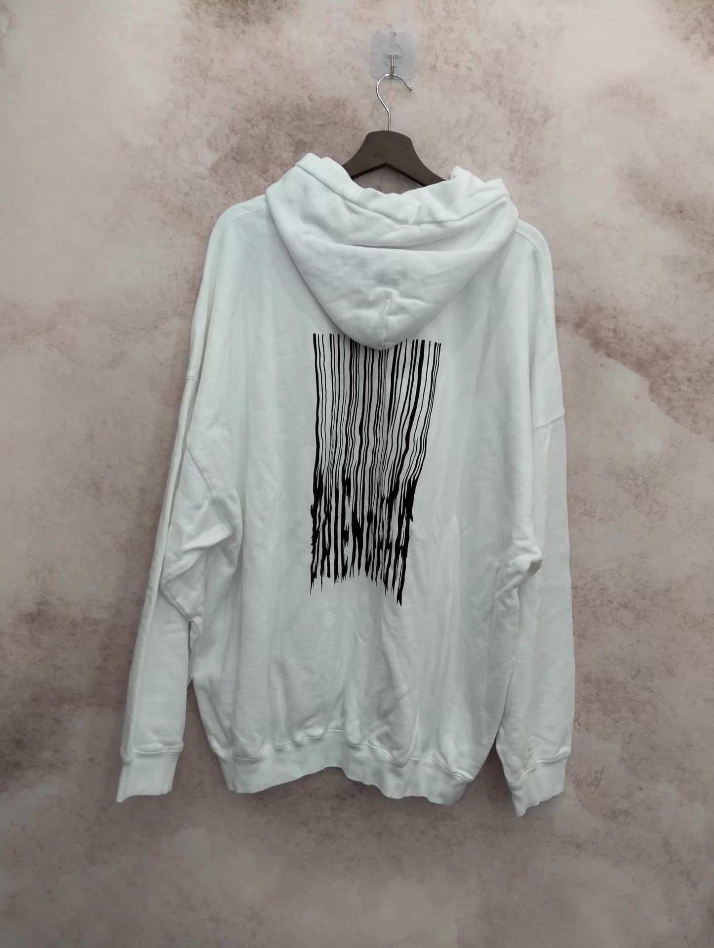 Balenciaga Balenciaga Women's Tassel Print Hoodie XS Size XS / US 0-2 / IT 36-38 - 2 Thumbnail