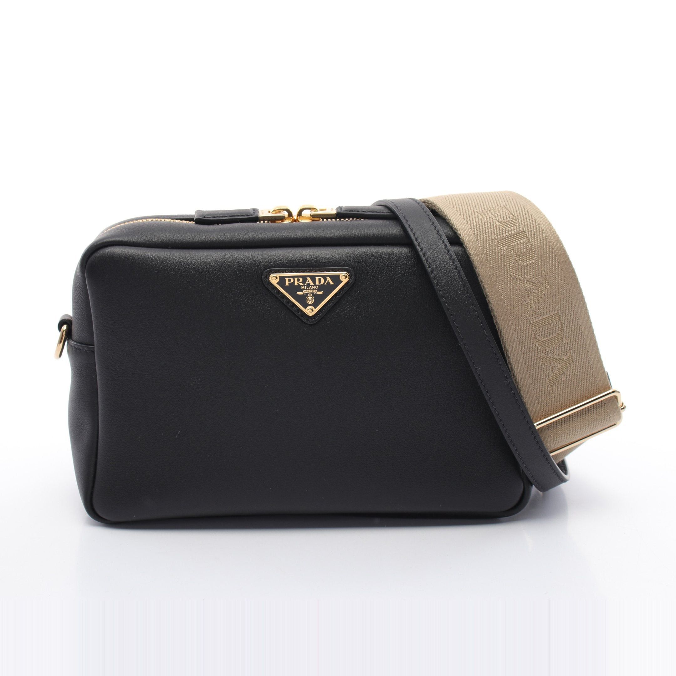 Prada Prada Soft Grain Shoulder Bag Leather Black Size ONE SIZE - 1 Thumbnail